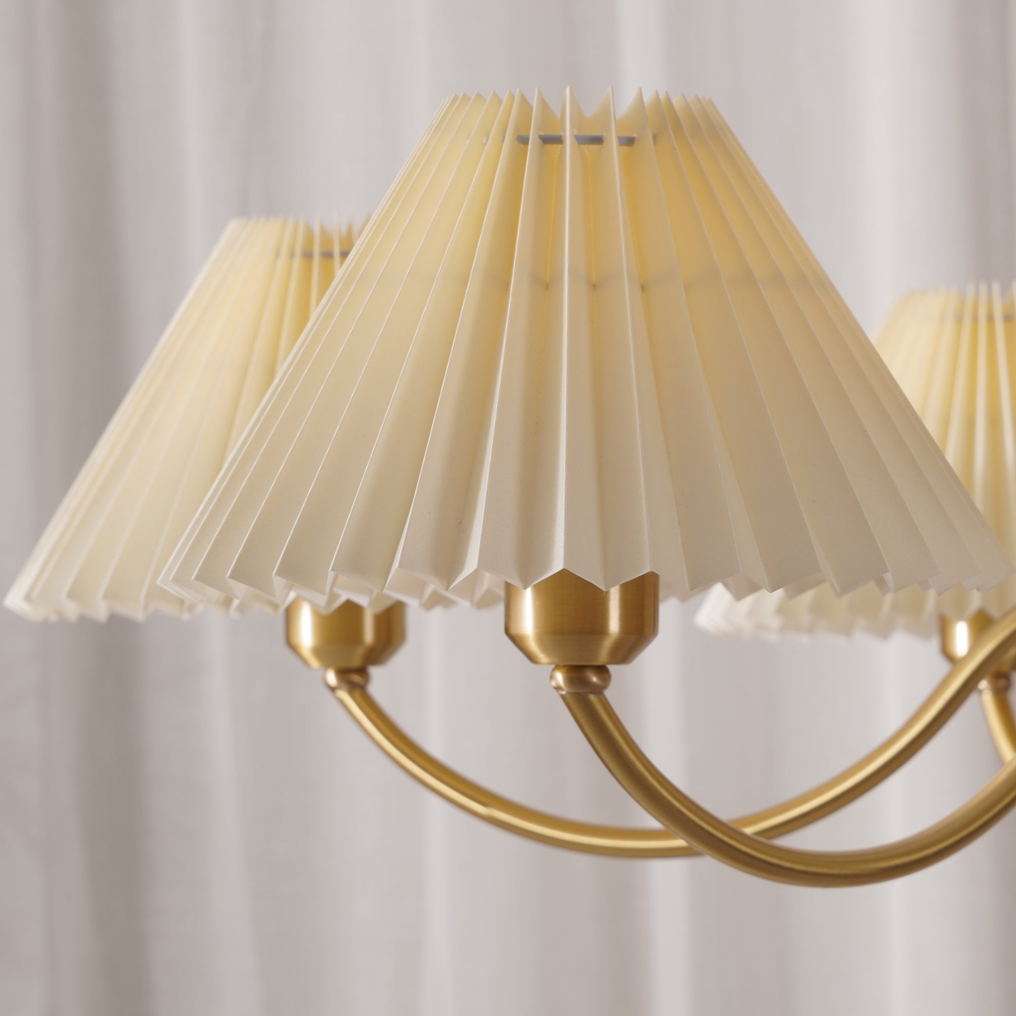 Muto Lampadario Plissettato in Tessuto