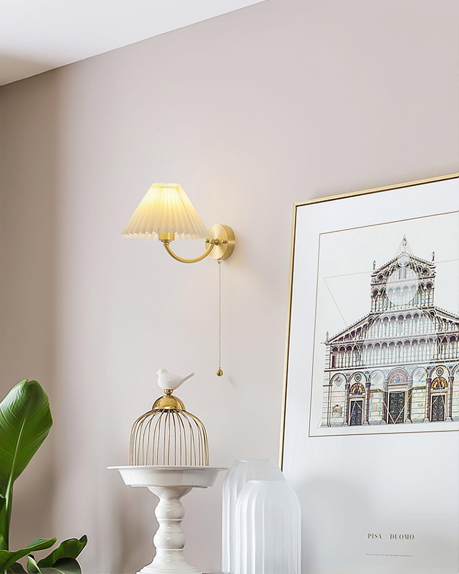 Pleated Wall Lamp - Blowlighting