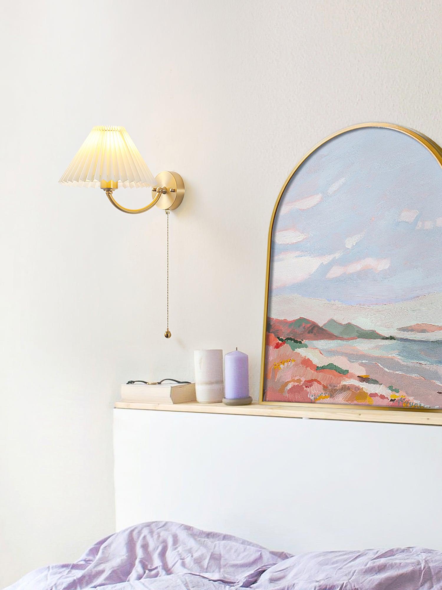 Pleated Wall Lamp - Blowlighting