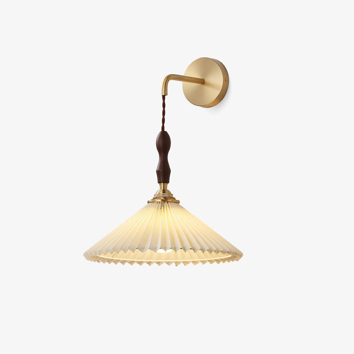 Pleated Wooden Wall Lamp - Blowlighting