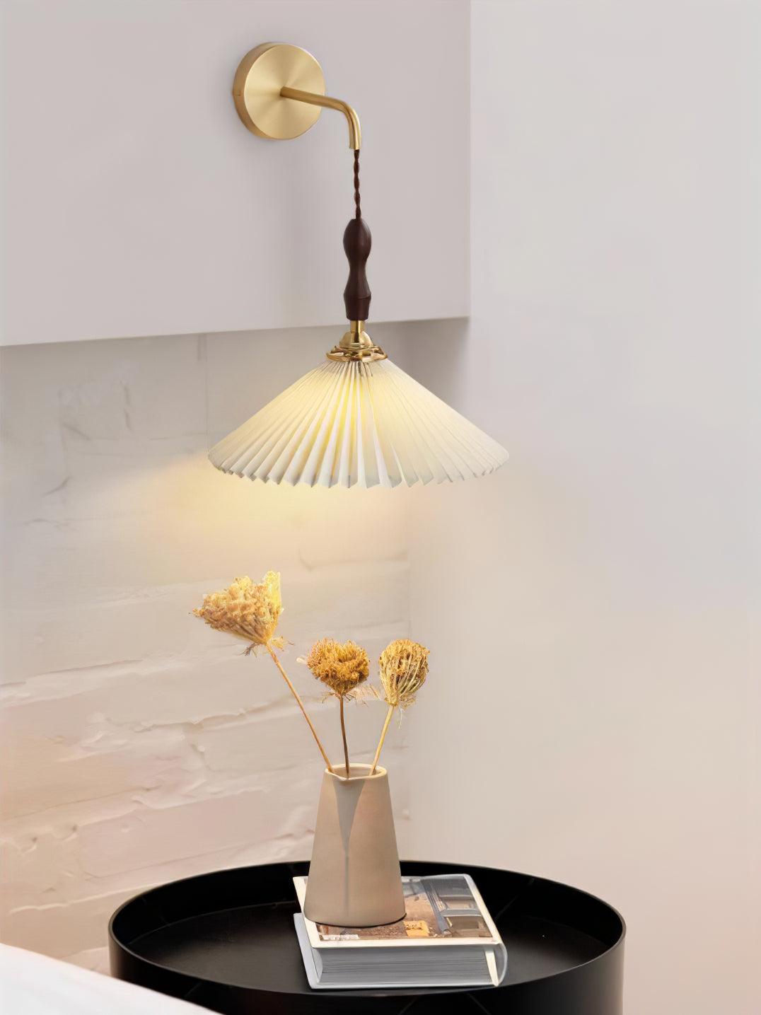 Pleated Wooden Wall Lamp - Blowlighting