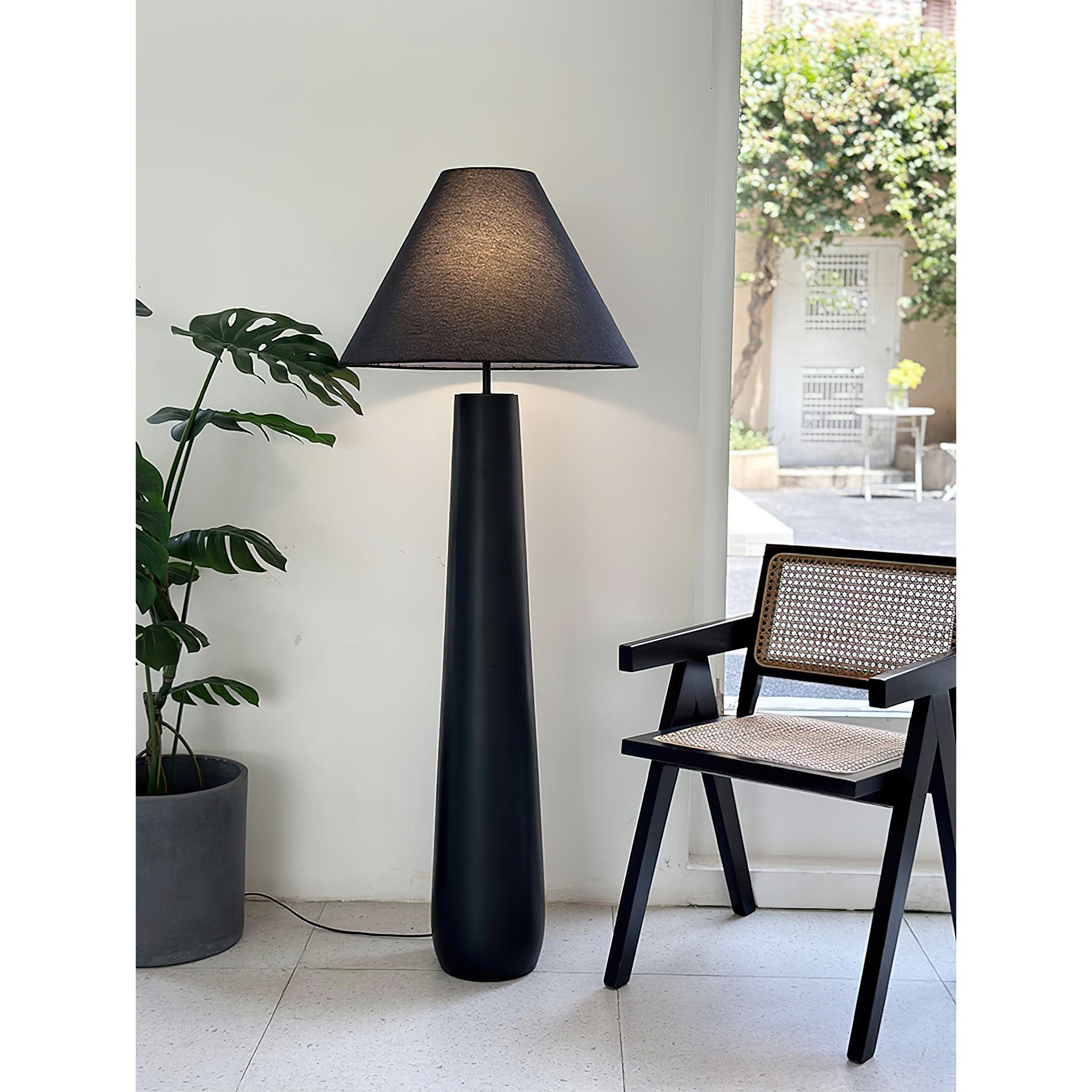 Polar White Floor Lamp - Lamp Copper