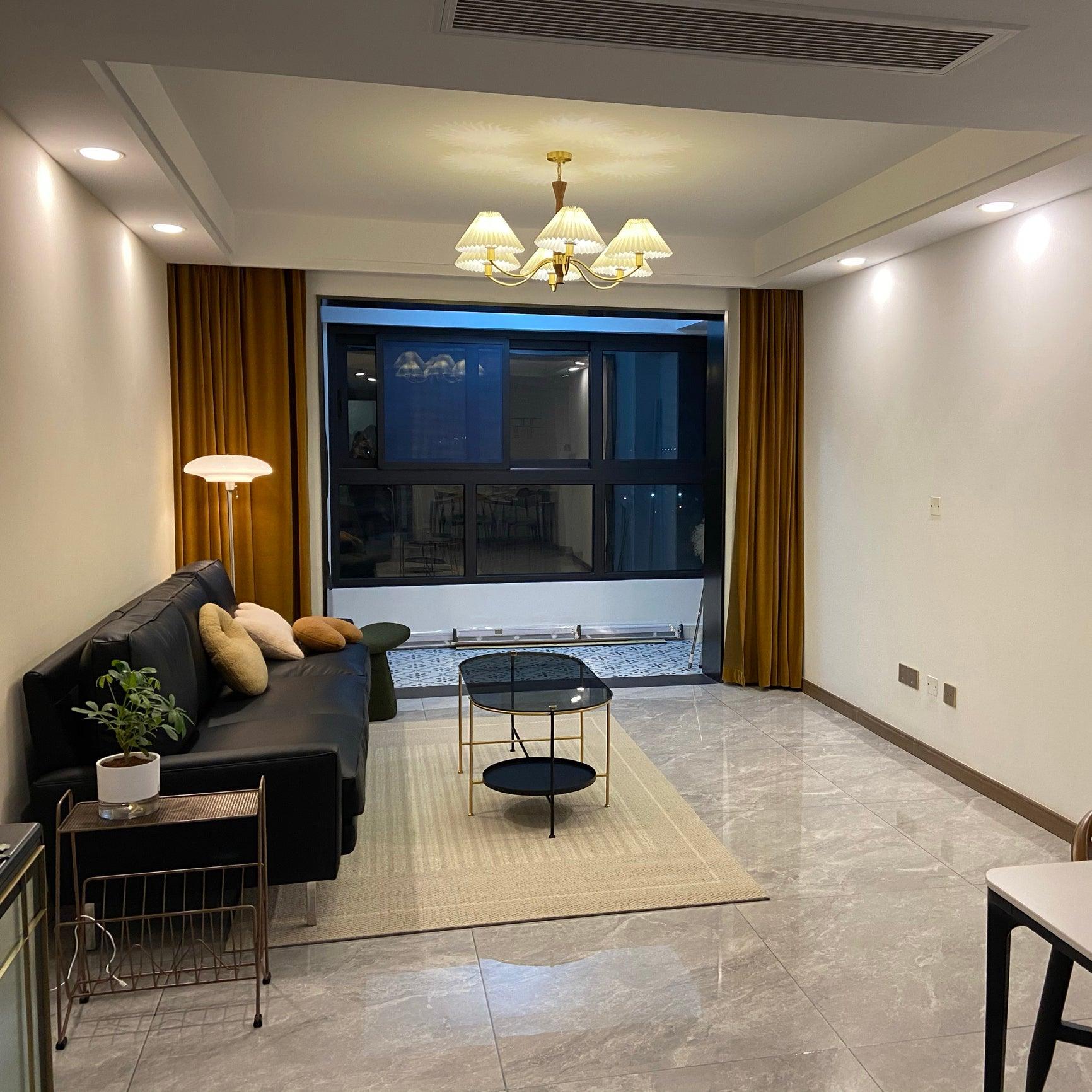 Polina Chandelier - Blowlighting