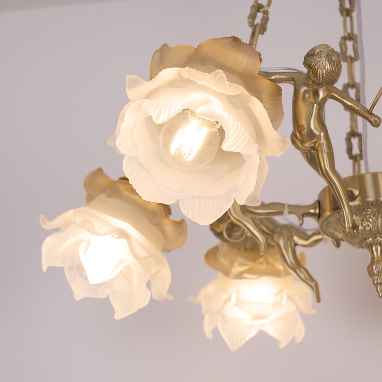 Putti Statuettes Brass Suspension - Blowlighting