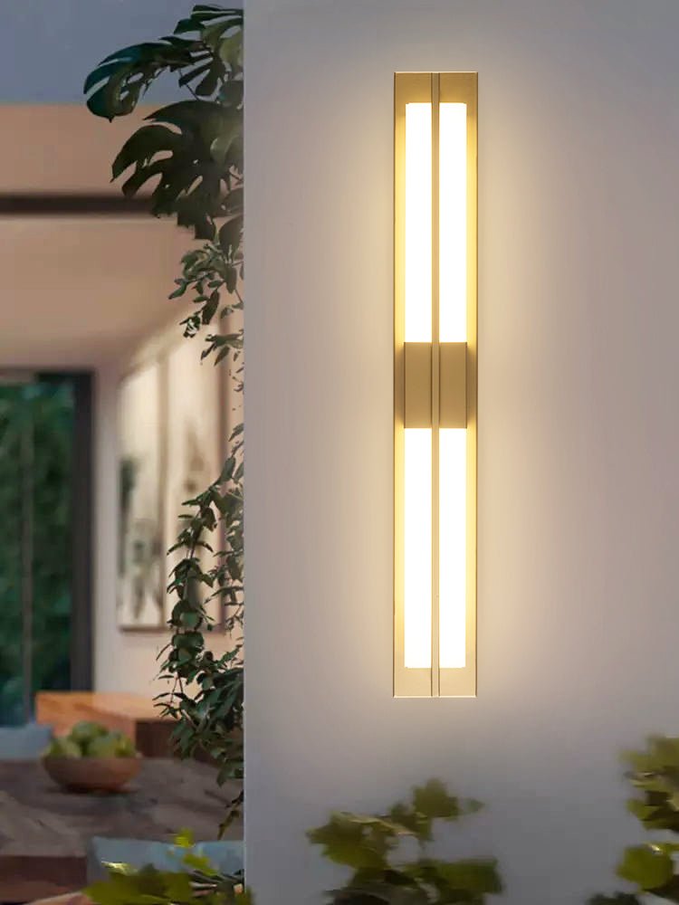 Caspian Alabaster Brass Wall Light - Neutralighting