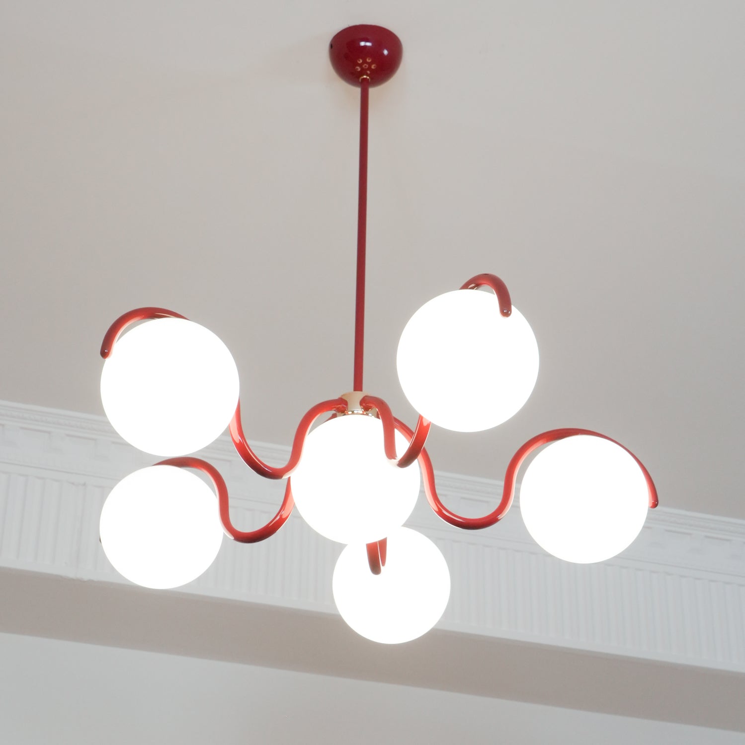 Aria Lampadario Lineare Curvo