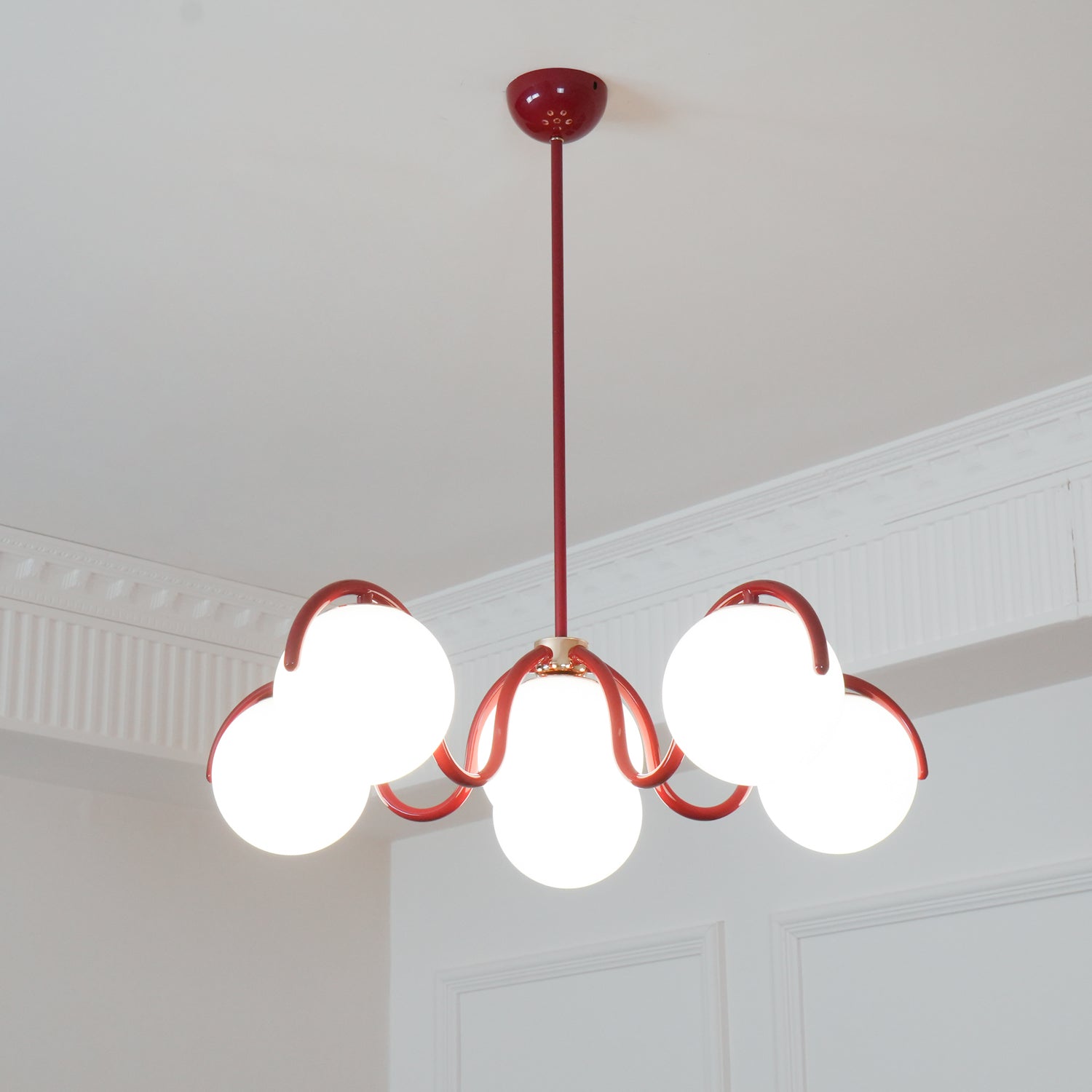 Aria Lampadario Lineare Curvo