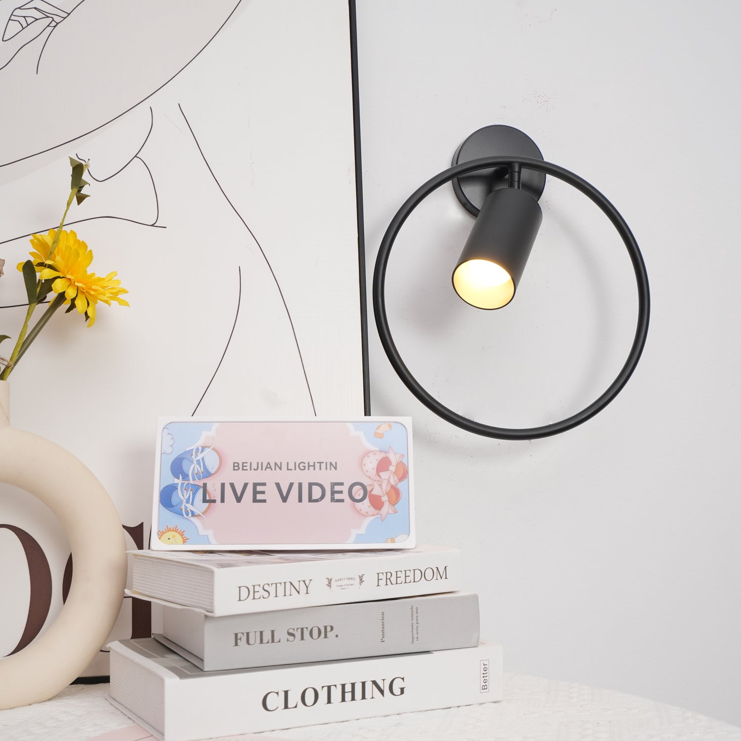 Revolta Wall Lamp - Blowlighting