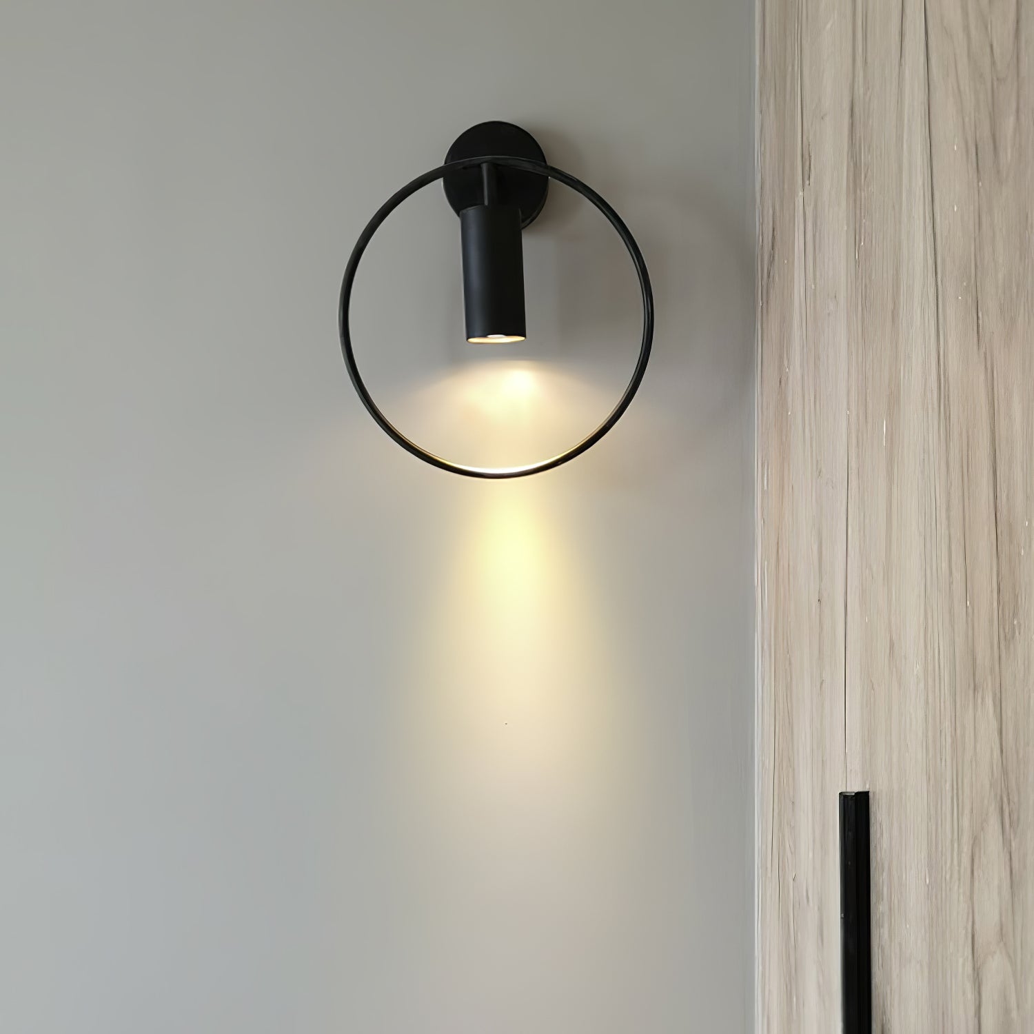 Revolta Wall Lamp - Blowlighting
