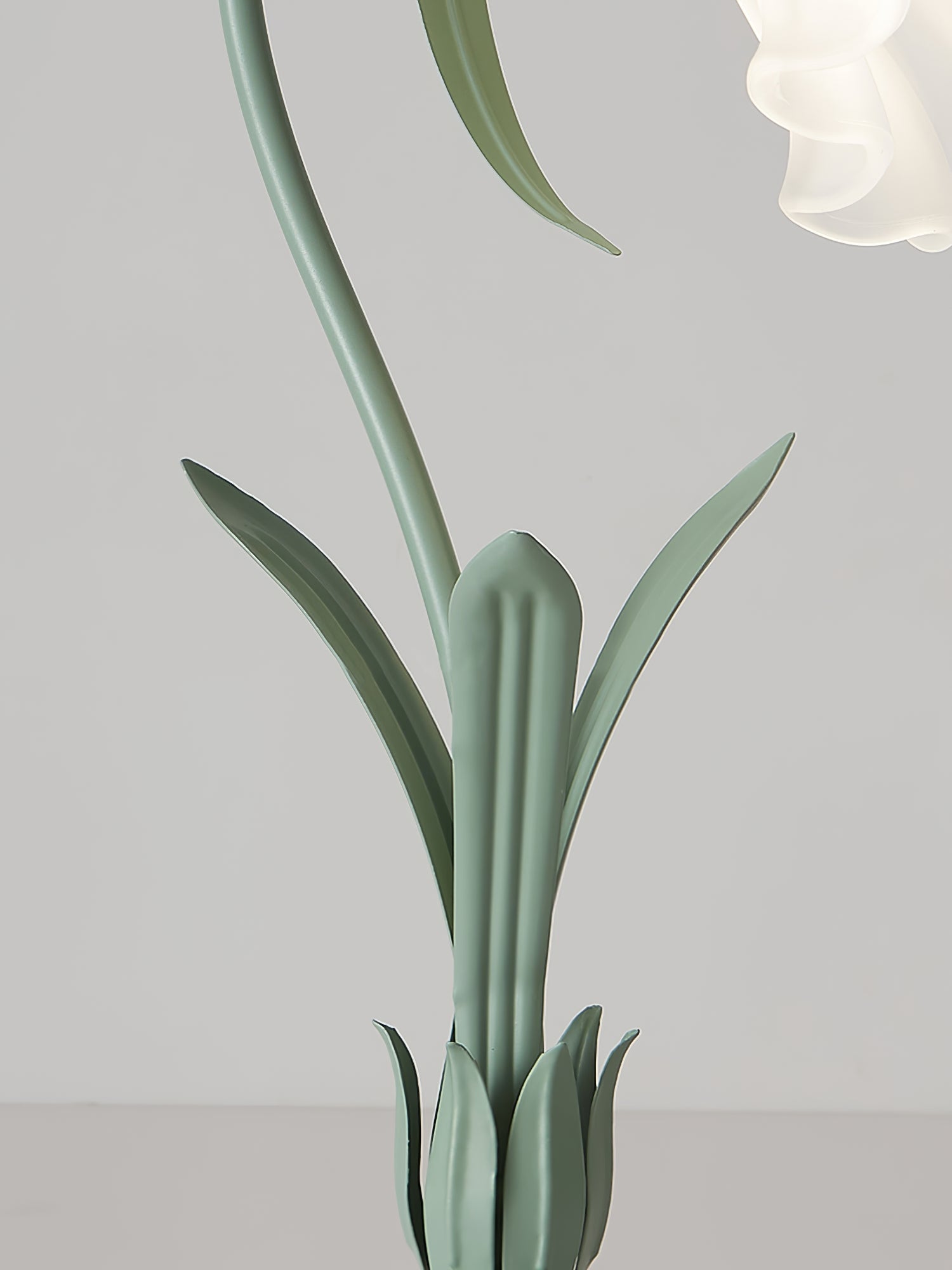 Romantic Flower Table Lamp - Lamp Copper