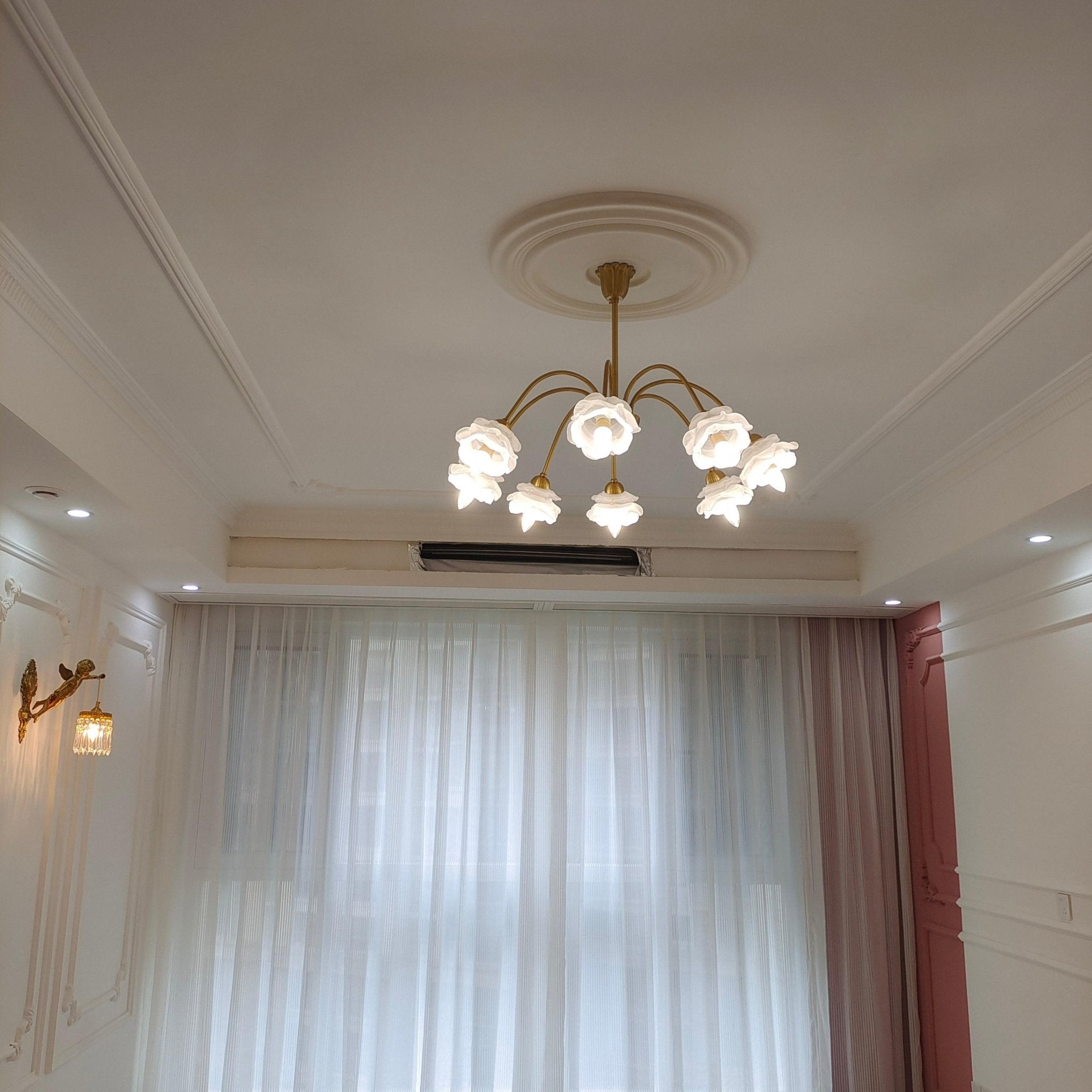 Roses Chandelier - Blowlighting