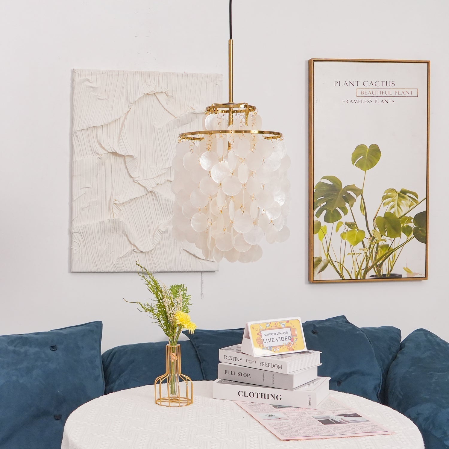 Round Shell Chandelier - Blowlighting