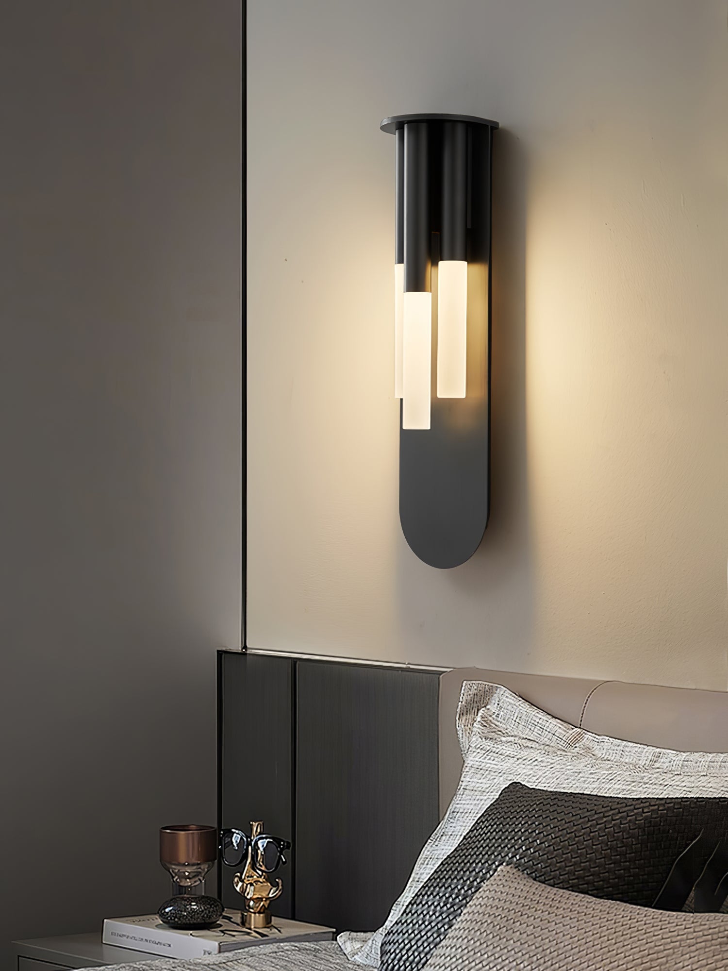 Rousseau Wall Lamp - Blowlighting