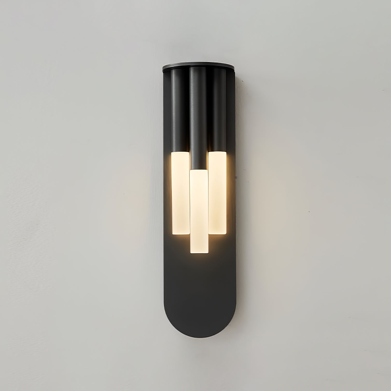 Rousseau Wall Lamp - Blowlighting