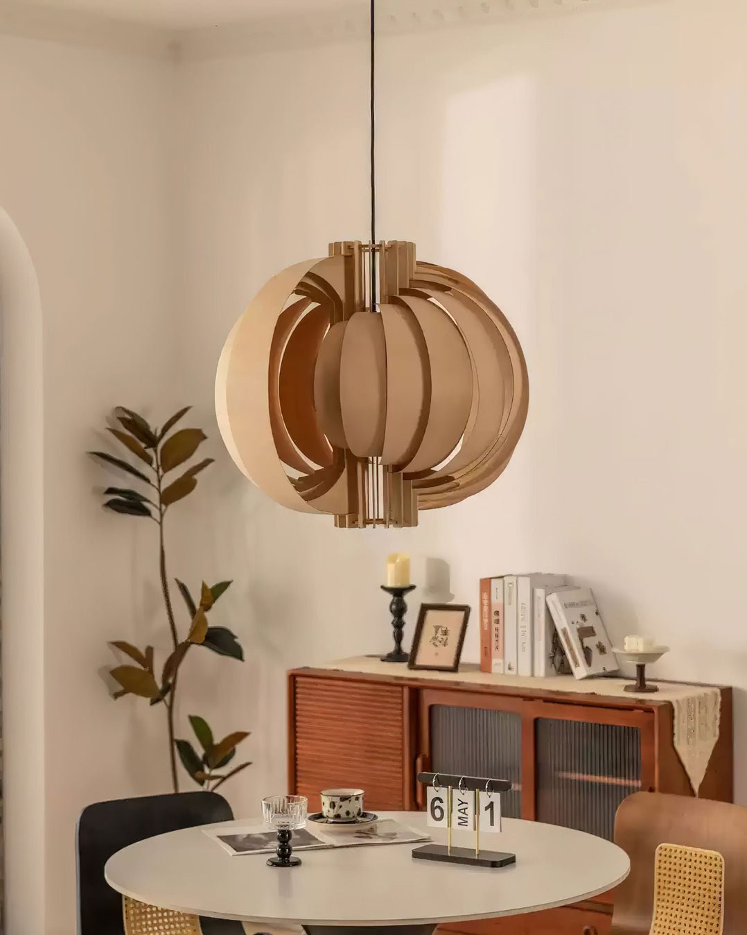 Saturn Ring Pendant Light - Blowlighting