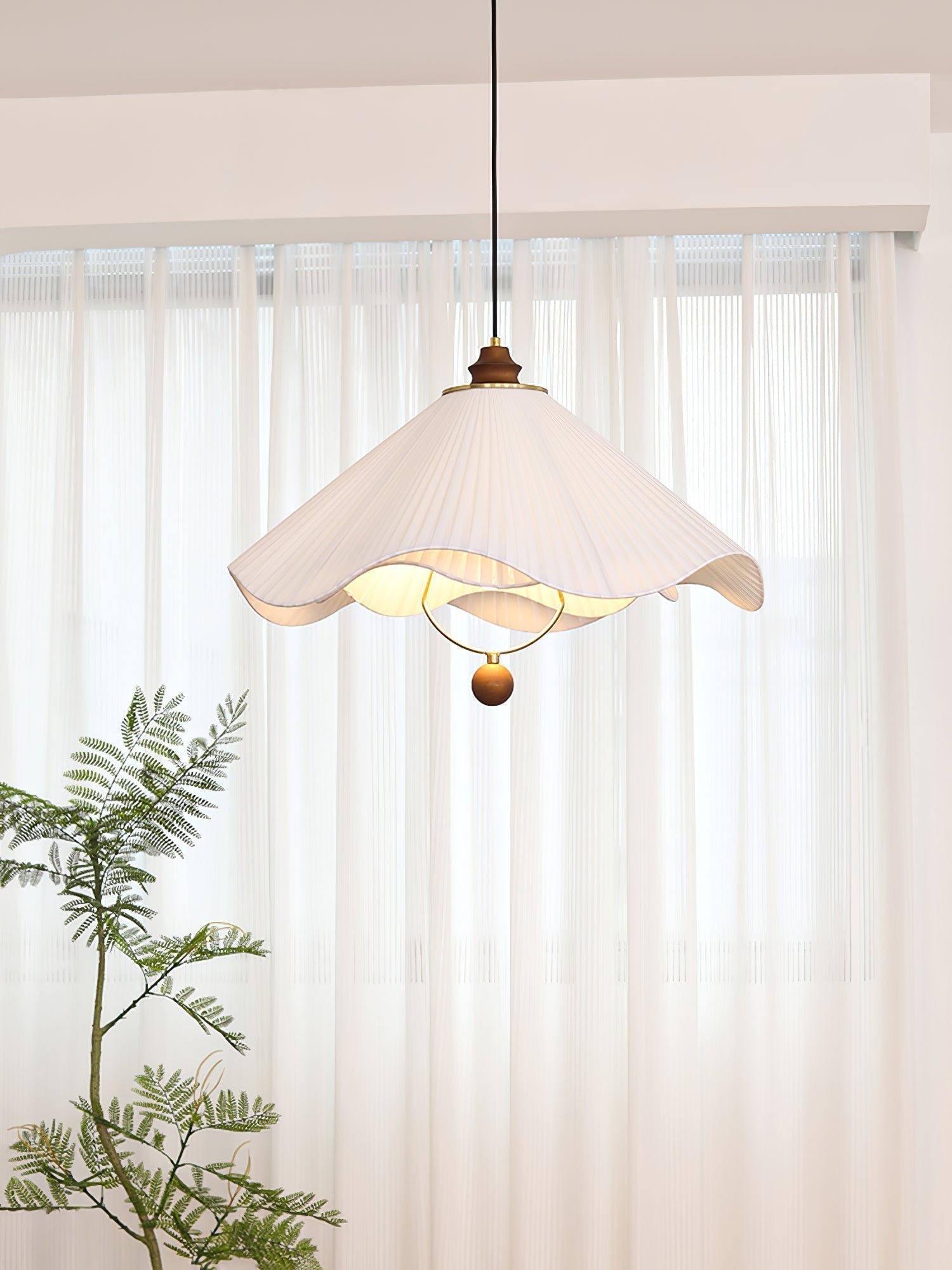 Scallop Edge Pendant Light - Blowlighting
