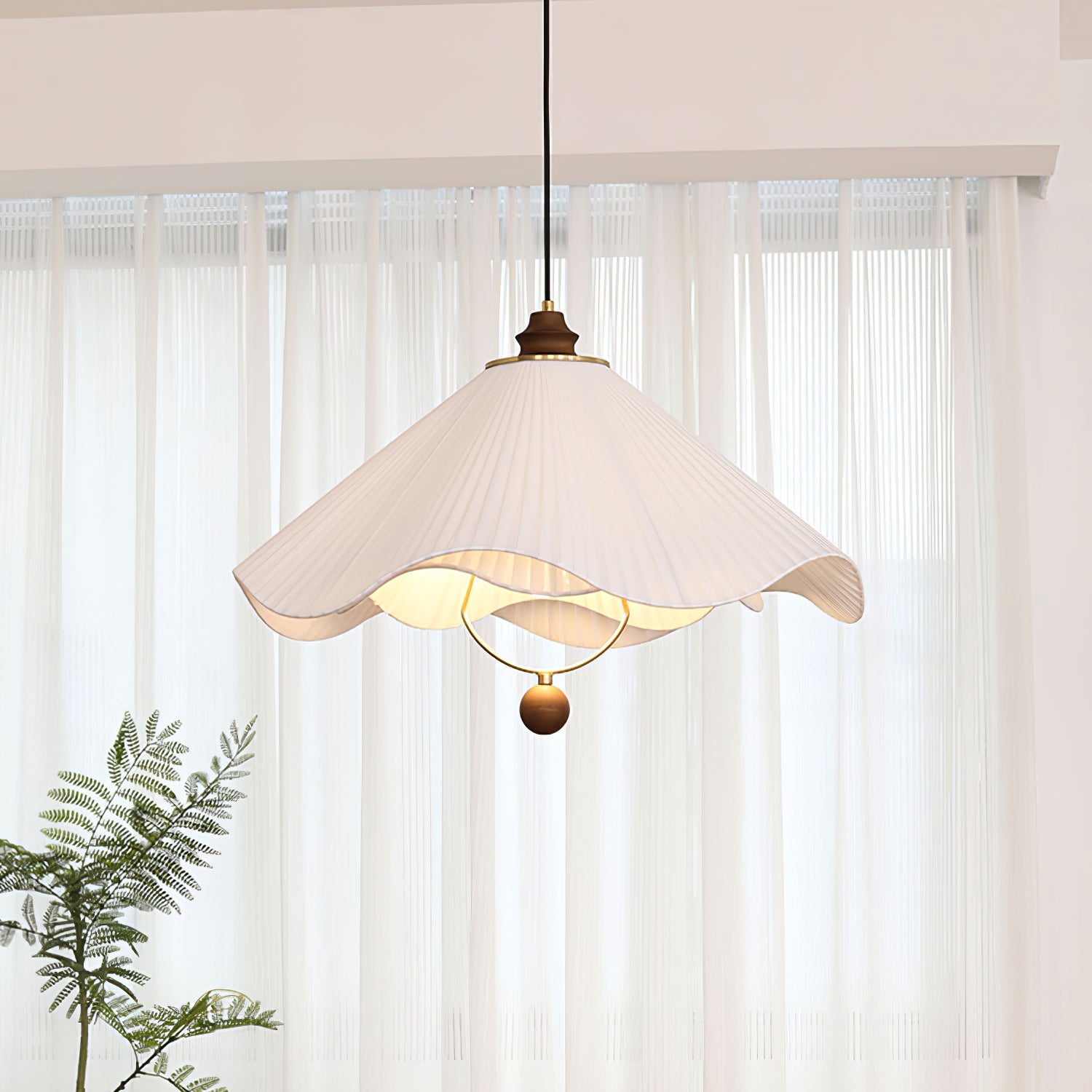 Scallop Edge Pendant Light - Blowlighting