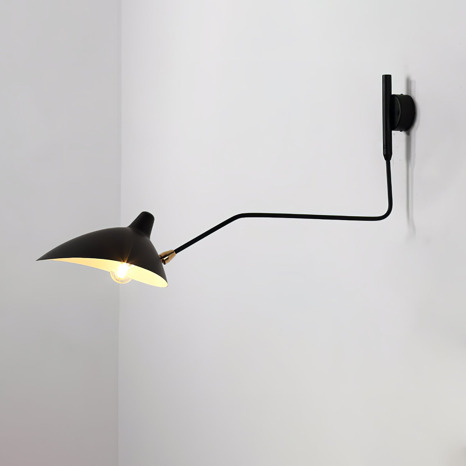 Serge Mouille Wall Sconce - Blowlighting