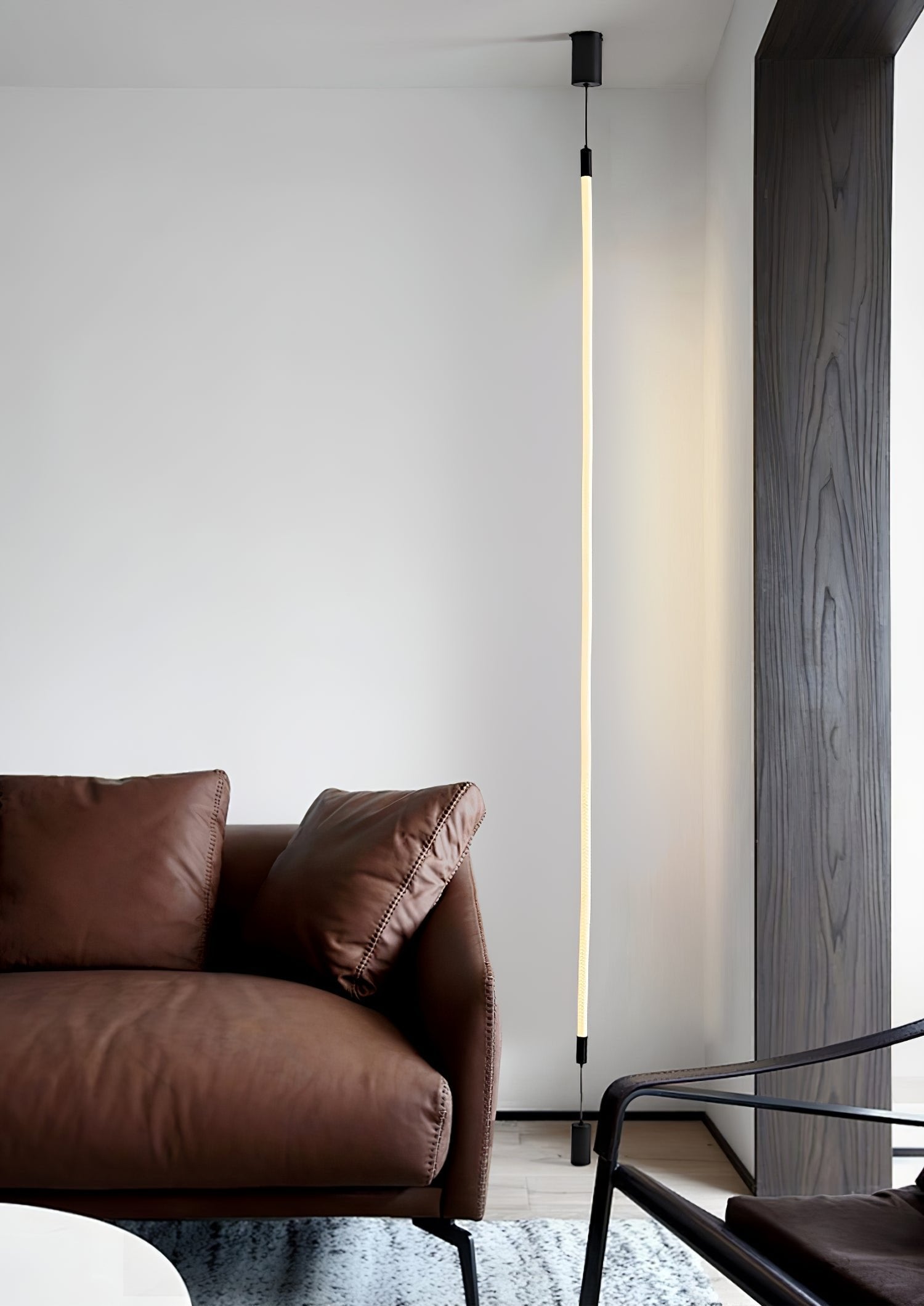 Silas Vertical Pendant Light - Blowlighting