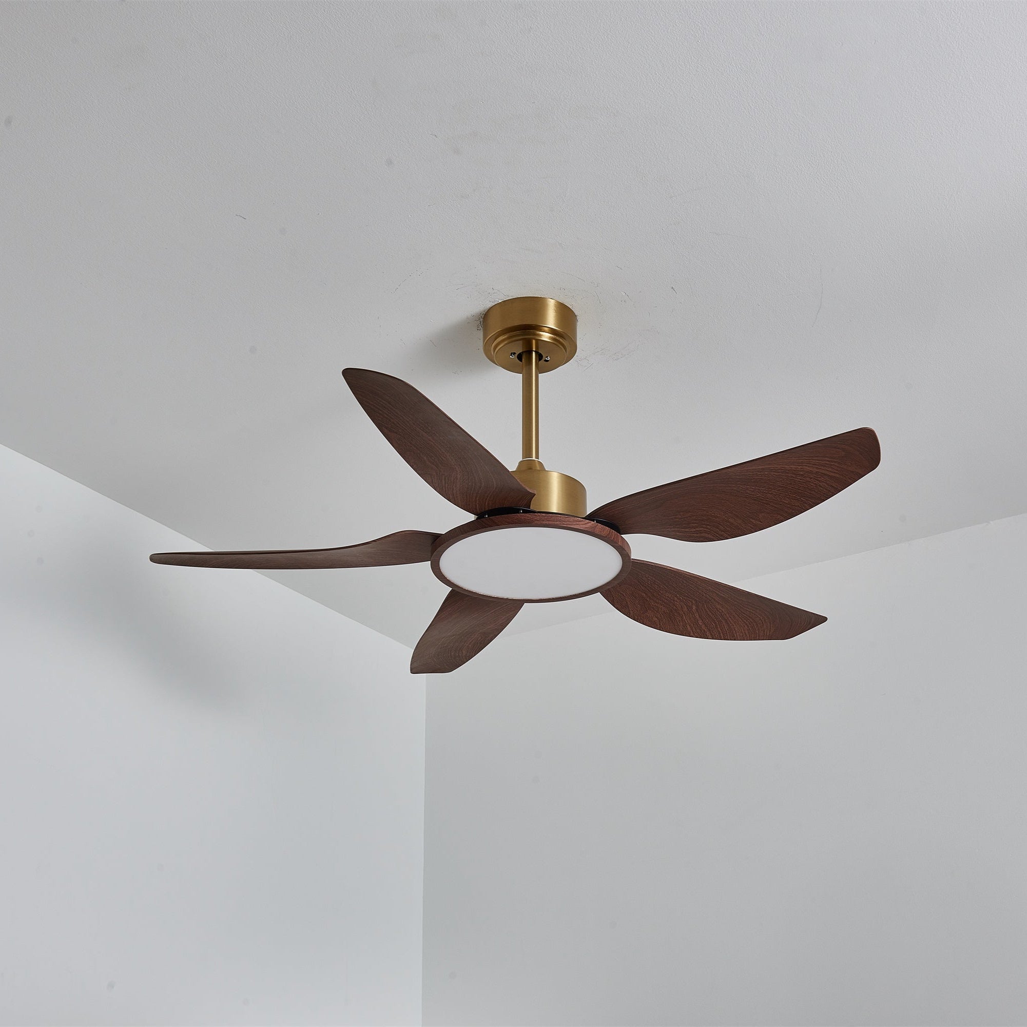 Ventilatore da Soffitto Aurelia Moderno in Legno e Ottone con Luce