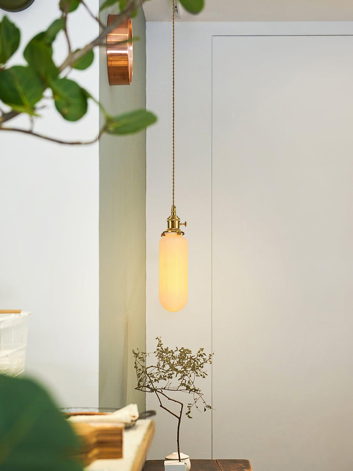 Liora Vintage Ceramic Pendant Light - Blowlighting