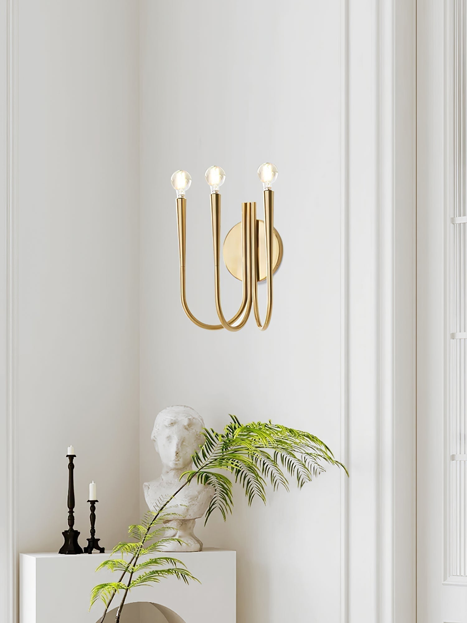 Swoop Arm Wall Lamp - Blowlighting