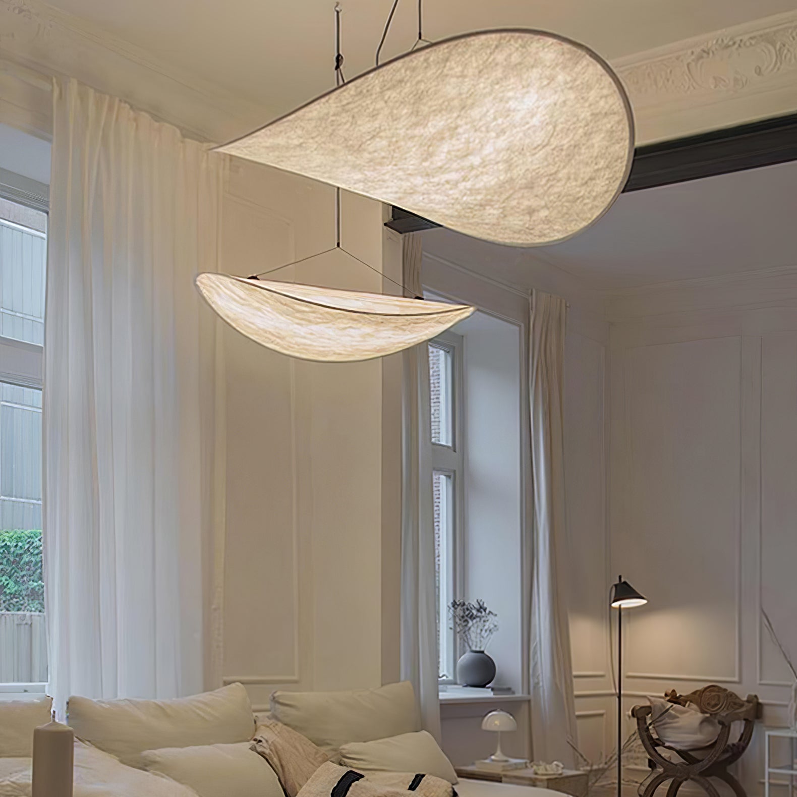 Tense Pendant Light - Blowlighting