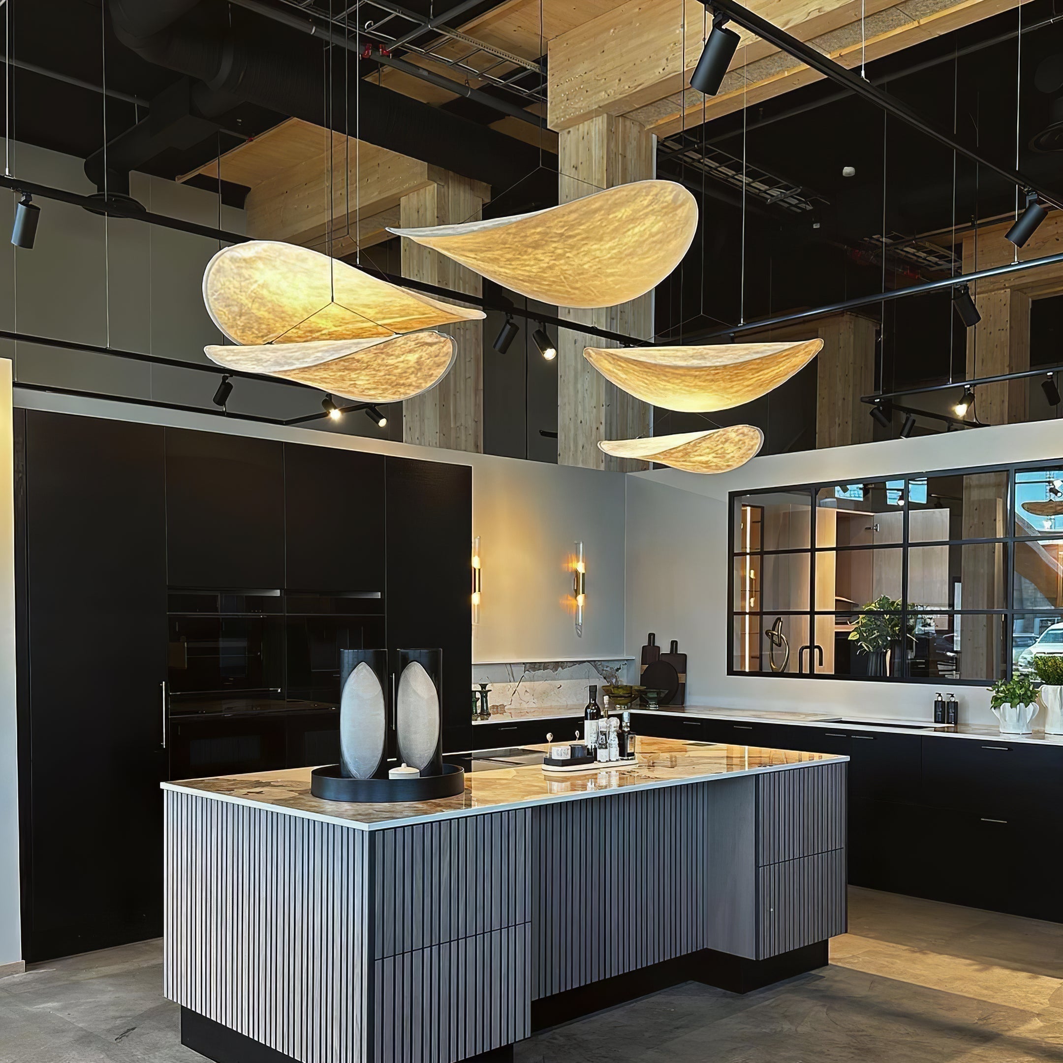 Tense Pendant Light - Blowlighting