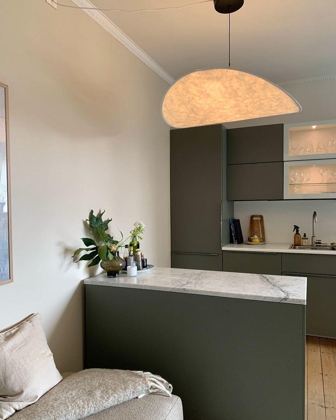 Tense Pendant Light - Blowlighting