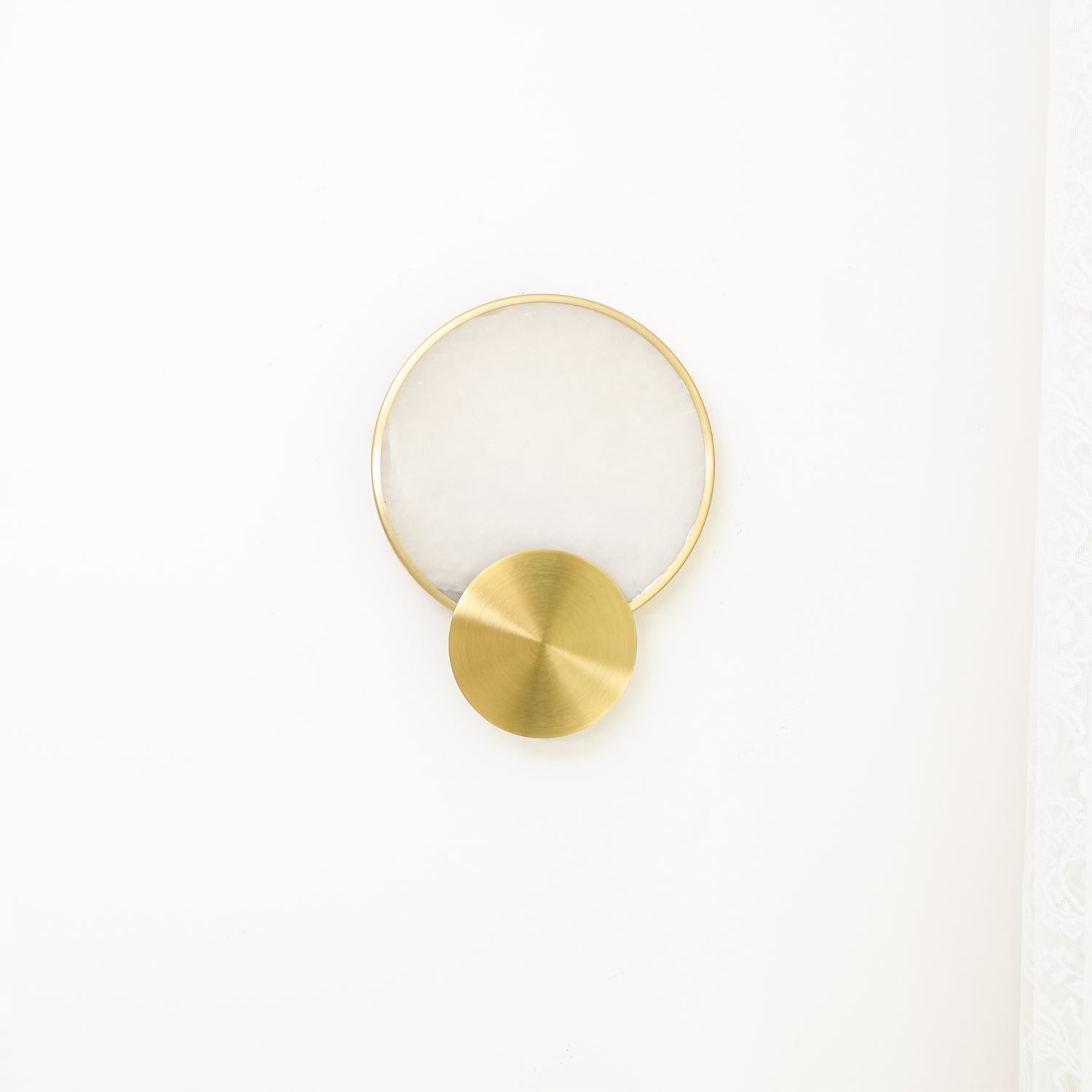 Myvelarae Circular Alabaster Wall Light - Neutralighting