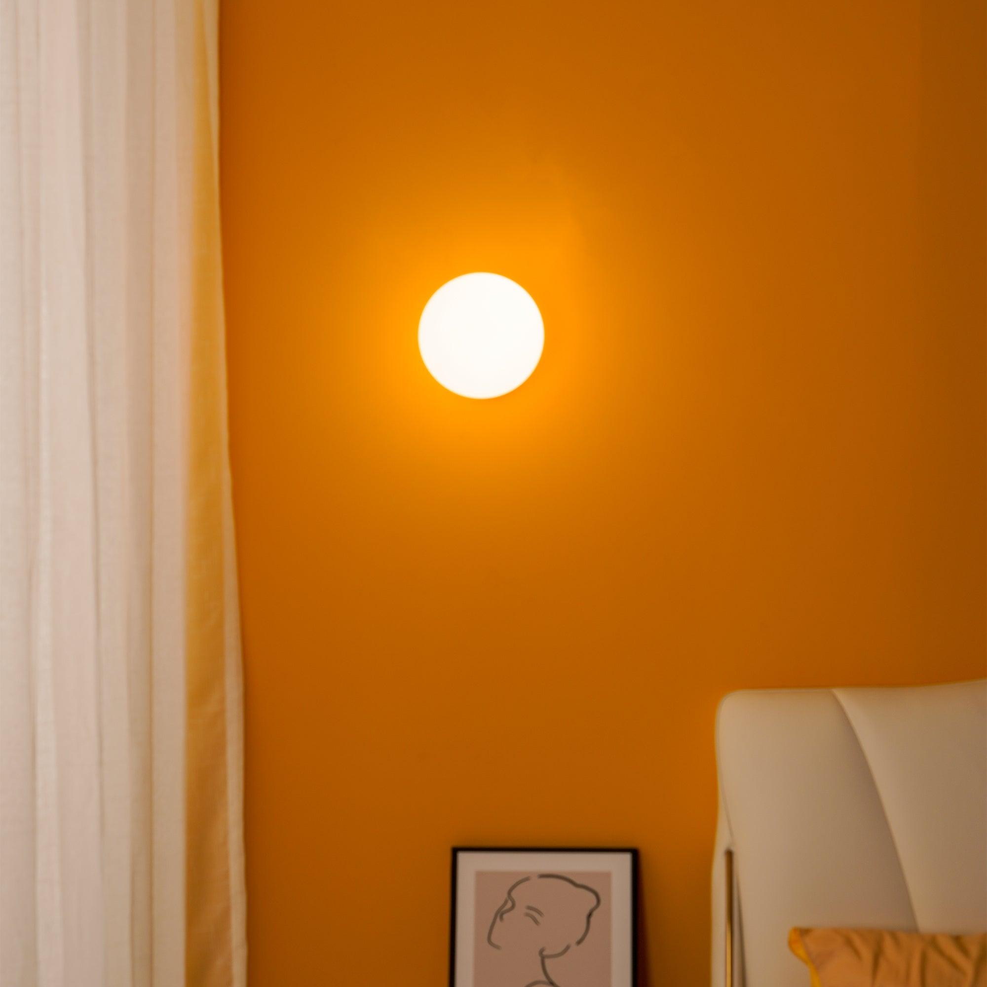 Tip of The Tongue Wall Lamp - Blowlighting