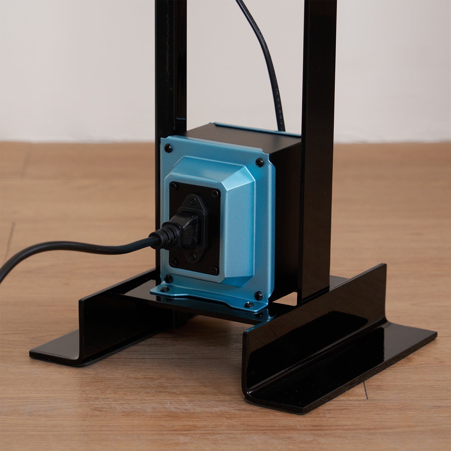 Toio Floor Lamp - Lamp Copper