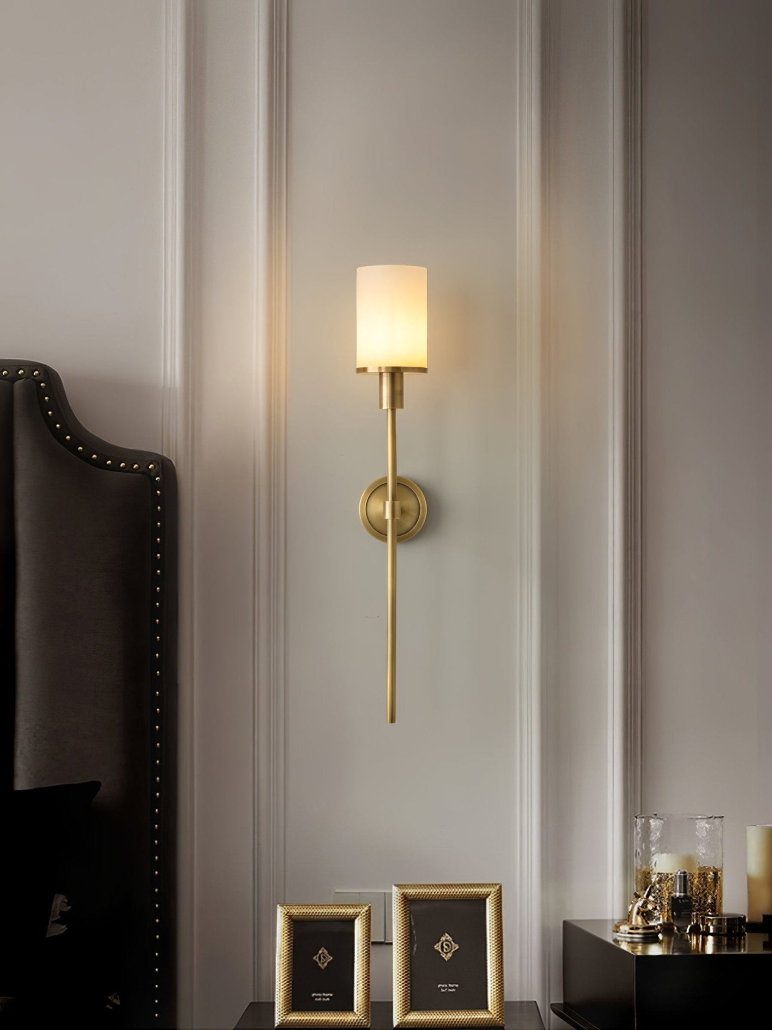 Tracie Classic Sconce - Blowlighting