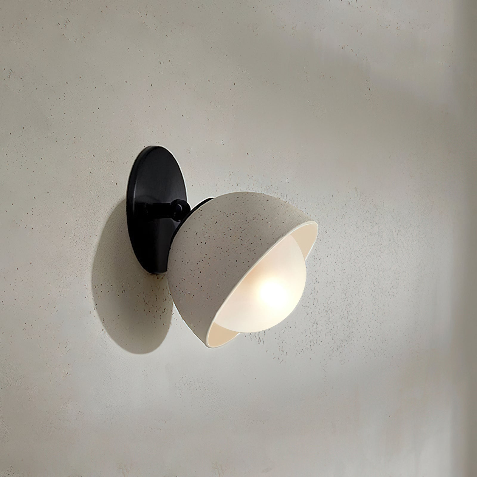 Lia Travertine Wall Light - Neutralighting