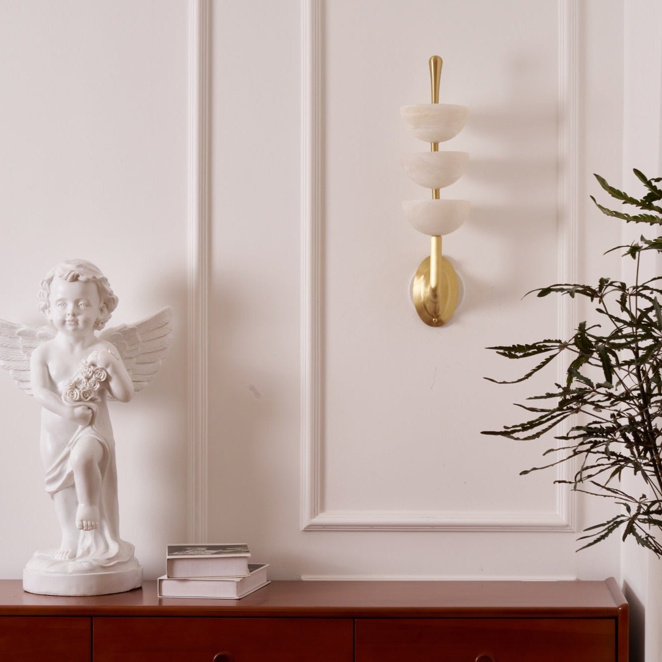 Ulmiraris Alabaster Wall Light - Neutralighting