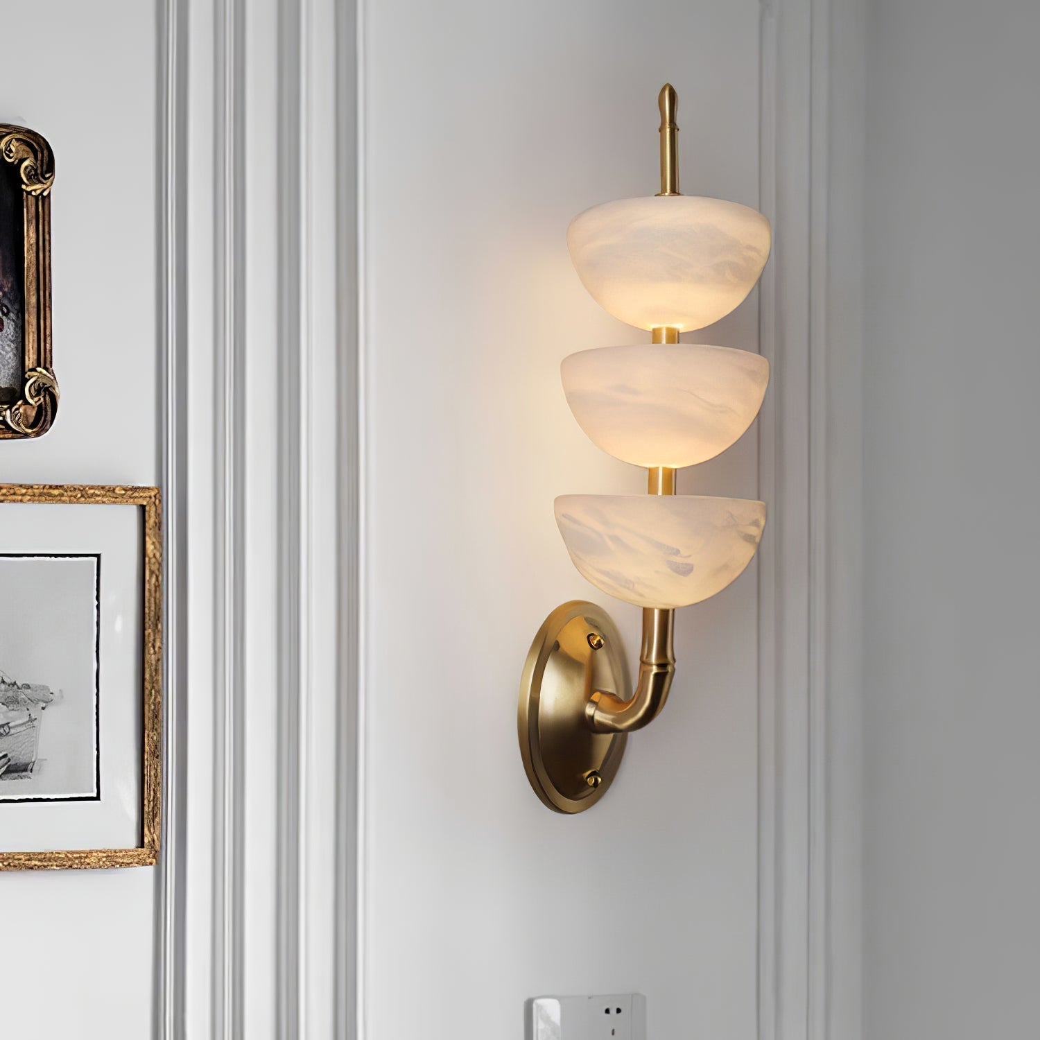 Ulmiraris Alabaster Wall Light - Neutralighting