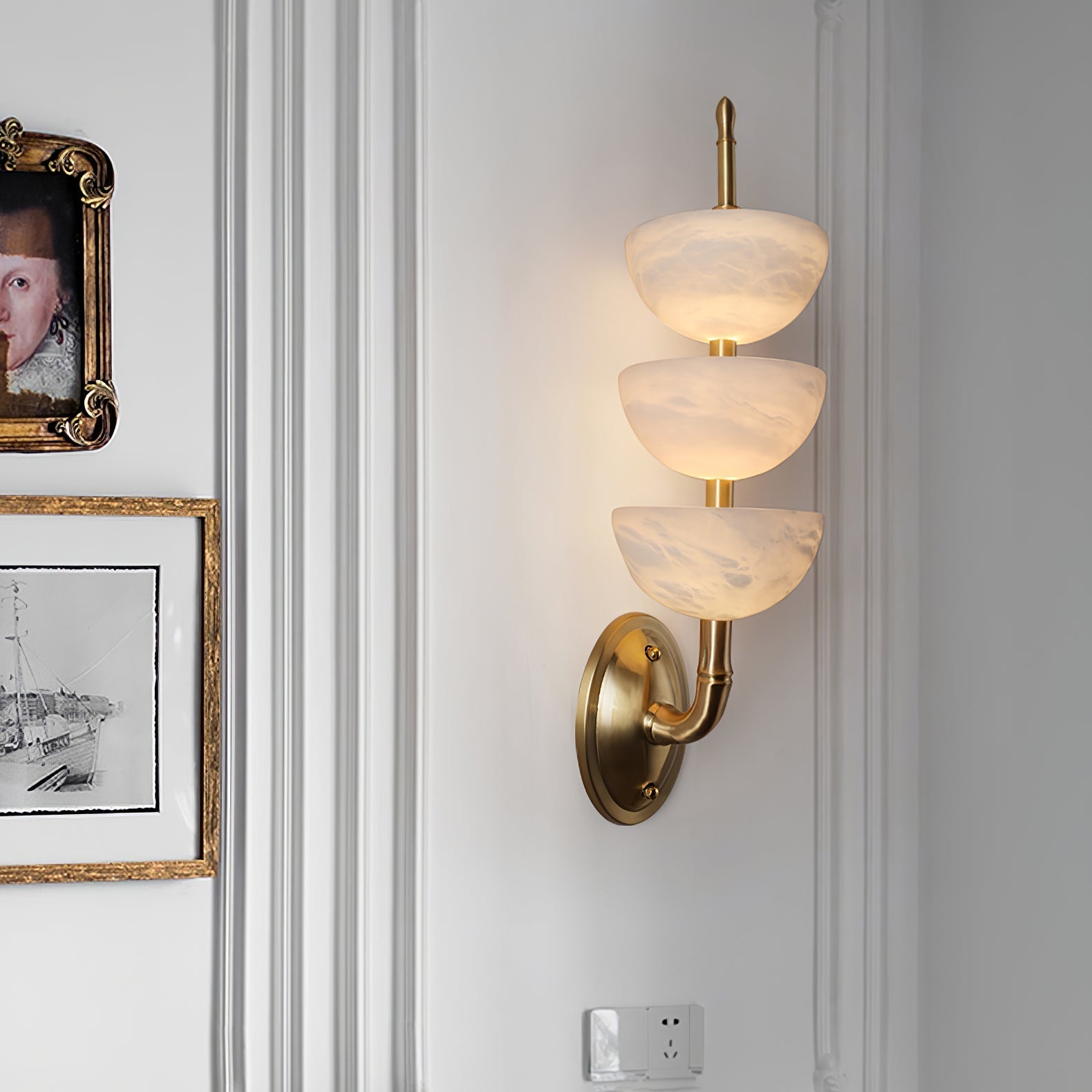 Ulmiraris Alabaster Wall Light - Neutralighting