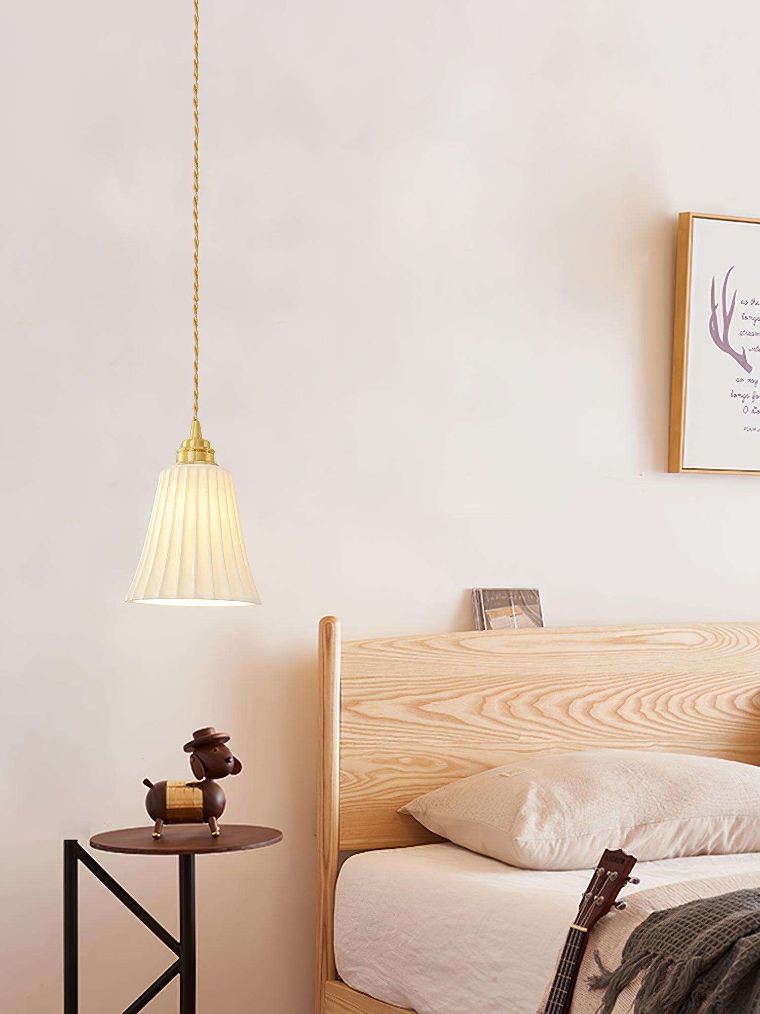 Trumpet Ceramic Pendant Light - Blowlighting