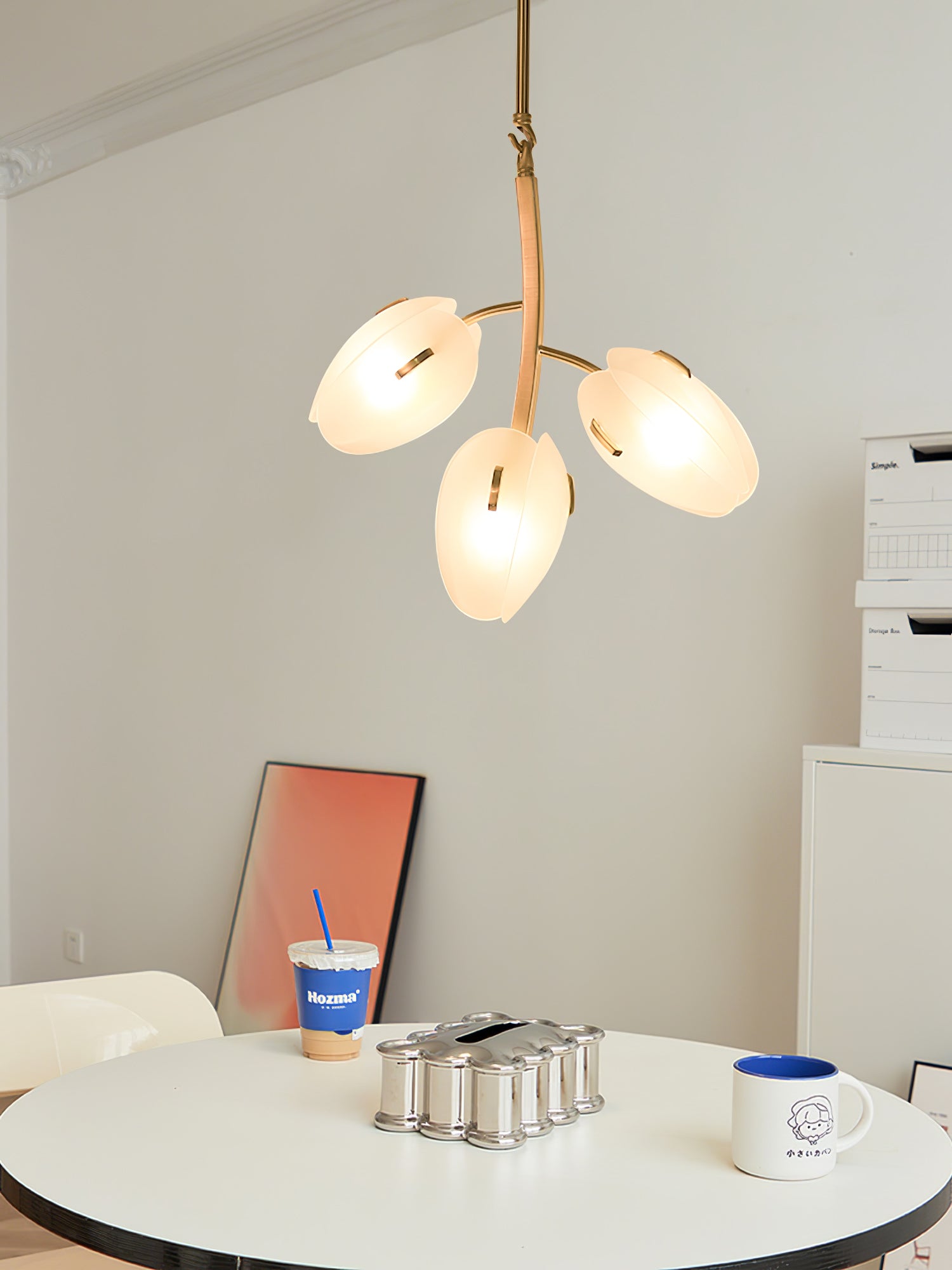 Blossom Contemporary Glass Chandelier - Blowlighting