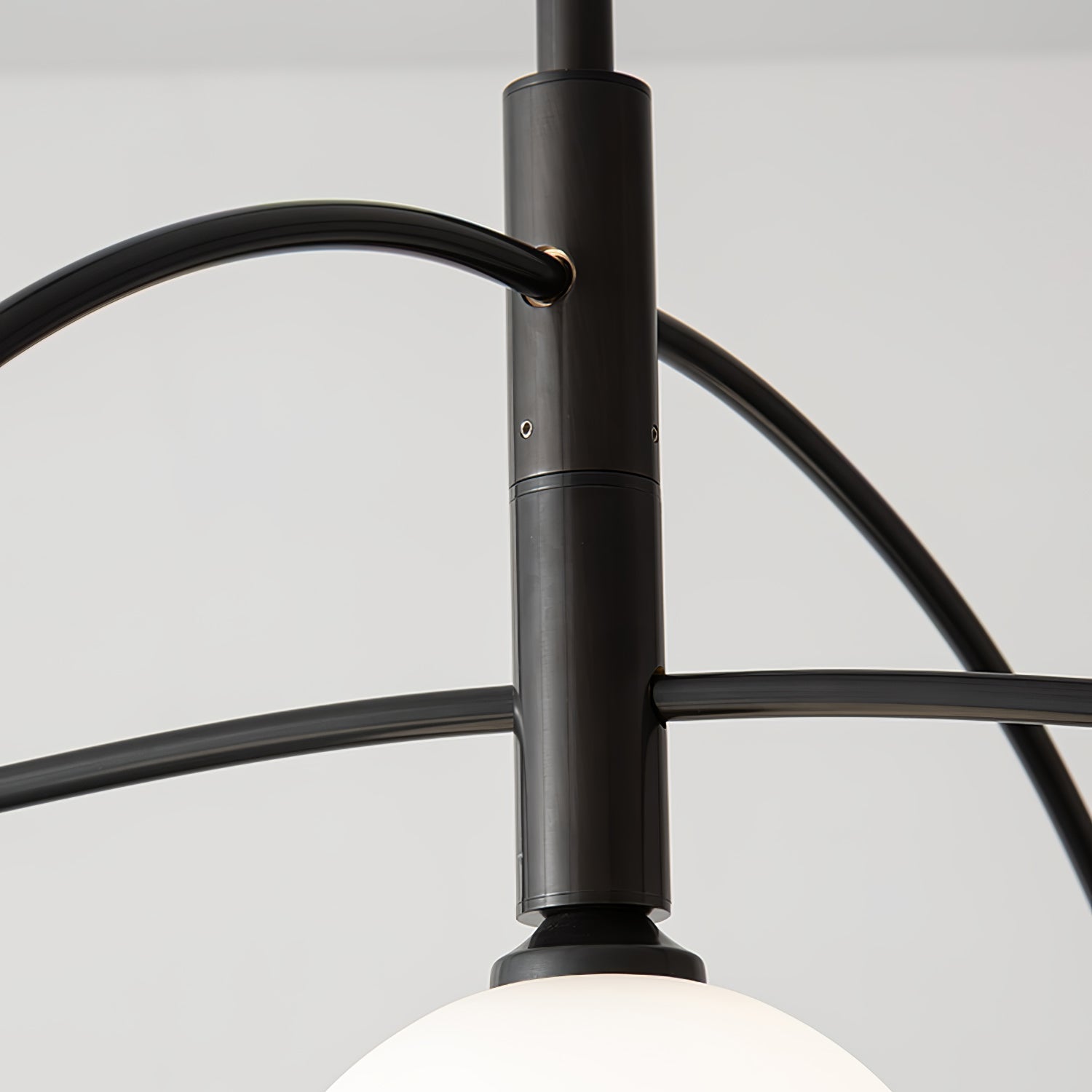 Valentina Arc Chandelier - Blowlighting