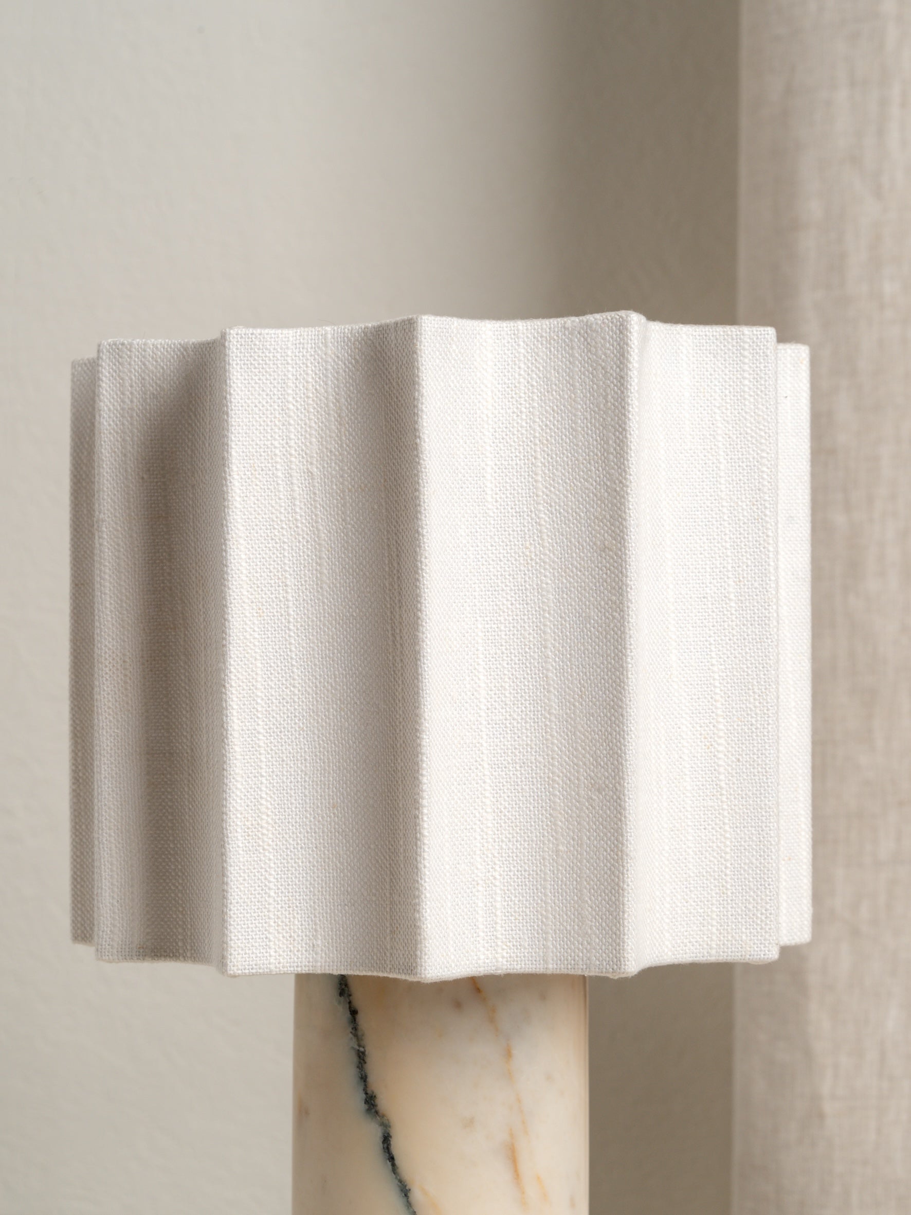 Valli Table Lamp (Built-in Battery) - Lamp Copper
