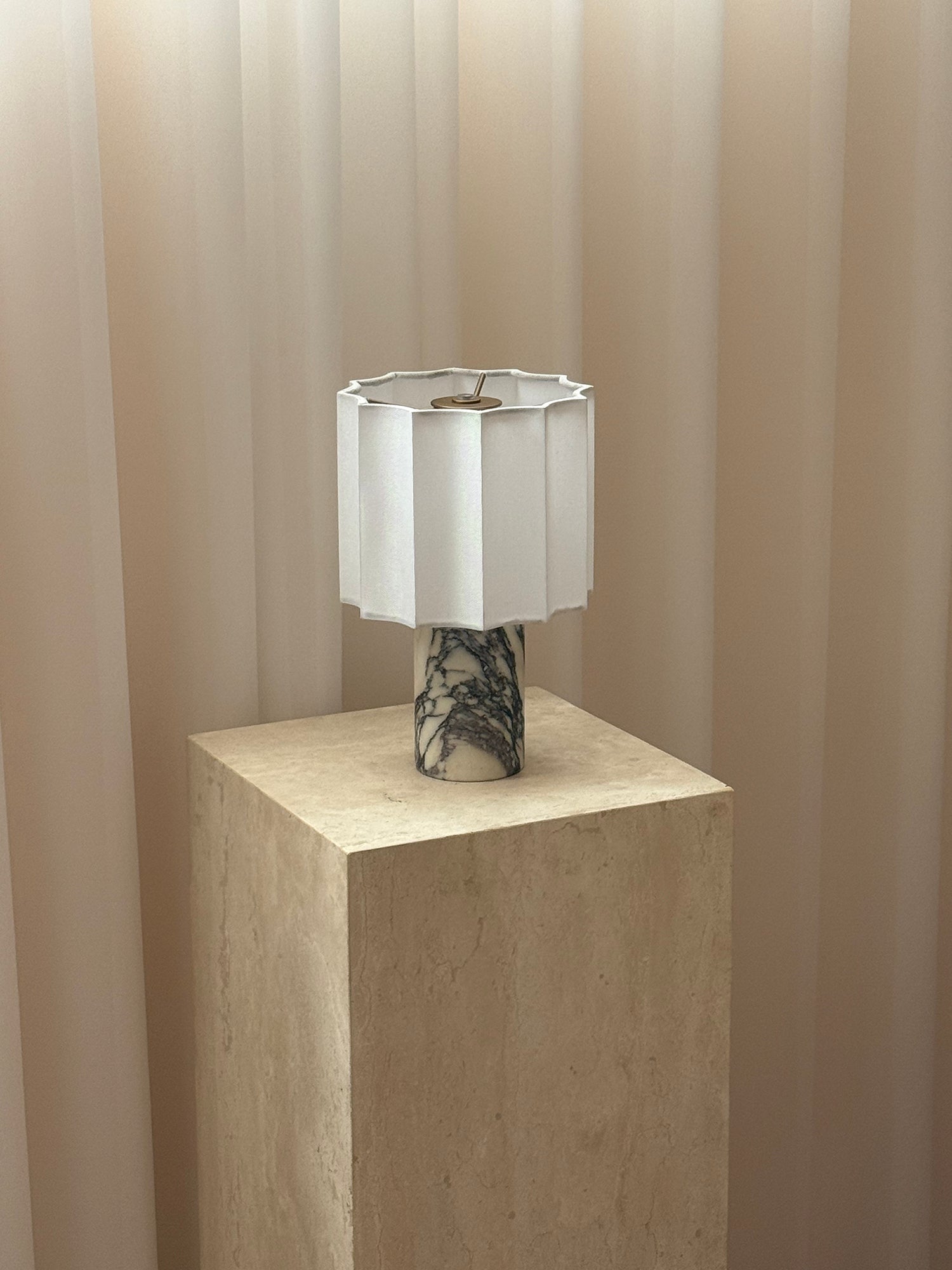 Valli Table Lamp (Built-in Battery) - Lamp Copper