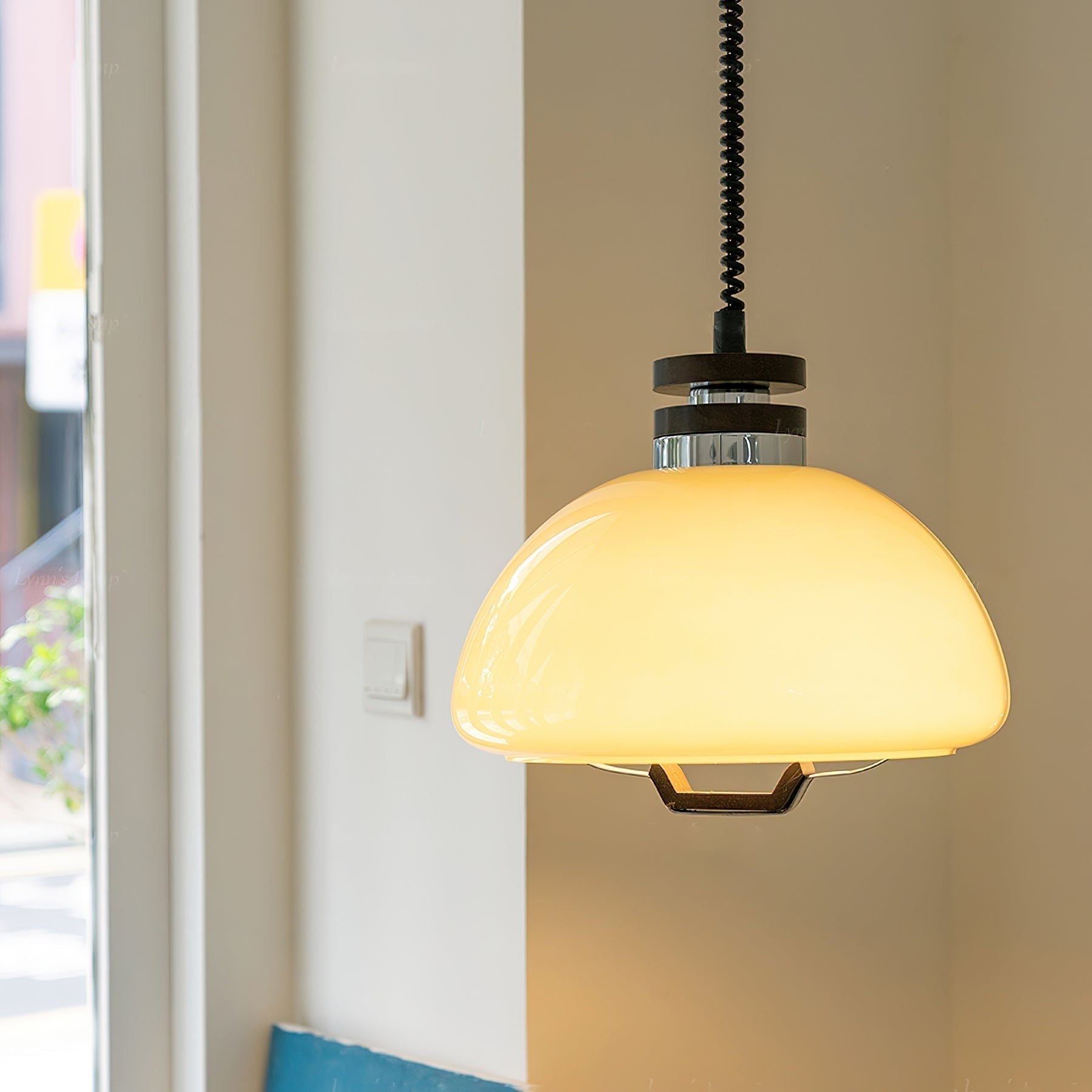 Vela Pudding Pendant Light - Blowlighting