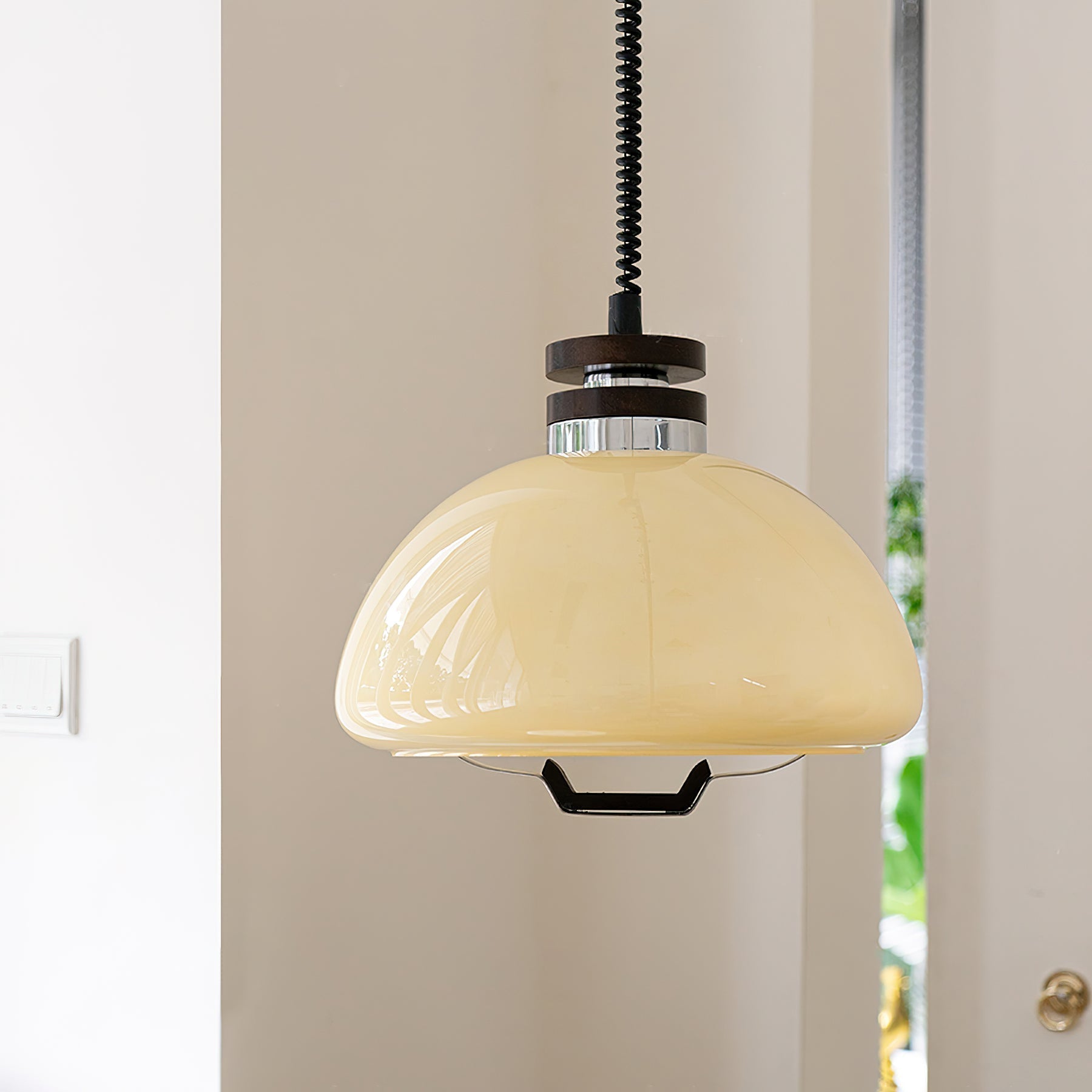 Vela Pudding Pendant Light - Blowlighting