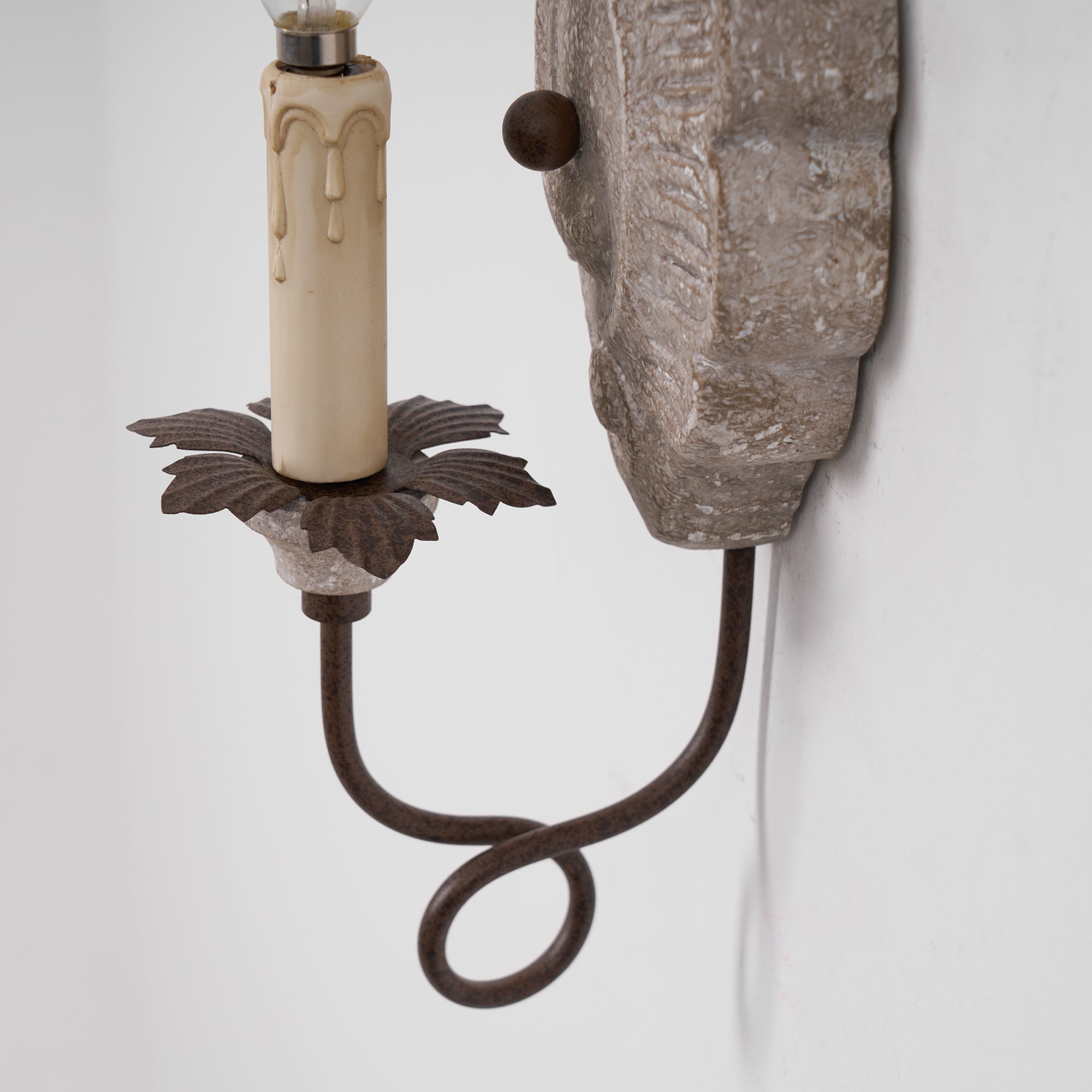 Olsilel Elegance Vintage Resin Metal Sconce Wall Lamp - Lamp Copper