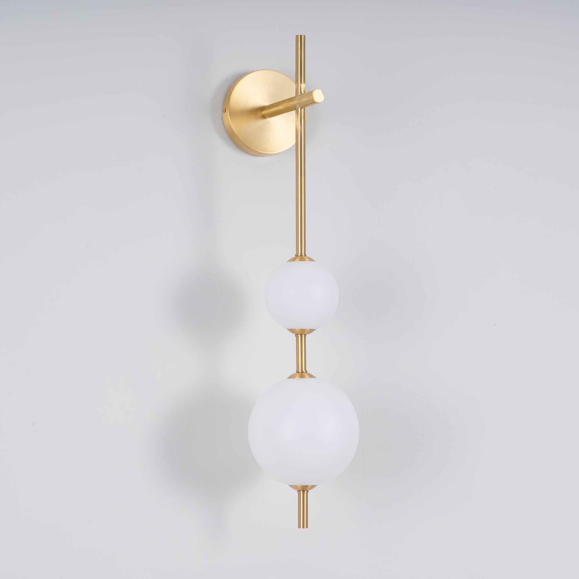 Vertical Globe Wall Lamp - Blowlighting