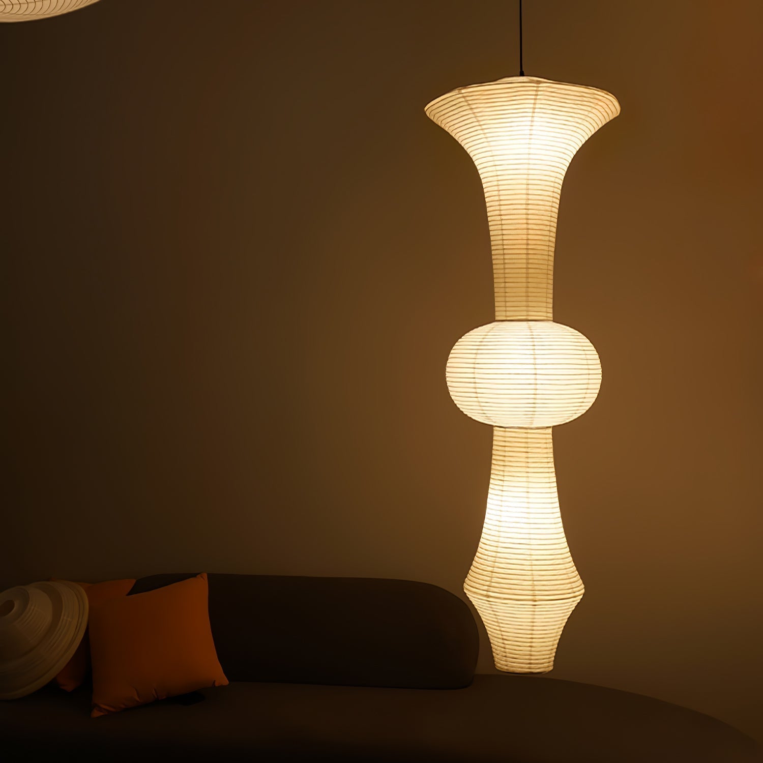 Ritta Lampada a Sospensione Verticale Scultorea in Carta