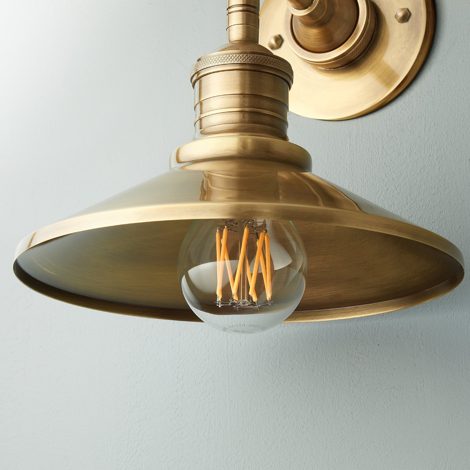 Silva Applique da Interno in Ottone