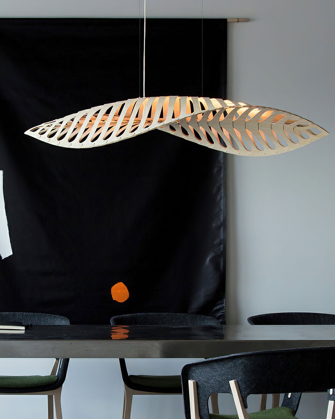 Veliren Leaf Wood Pendant Light - Blowlighting