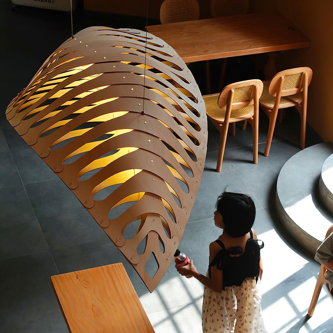 Veliren Leaf Wood Pendant Light - Blowlighting